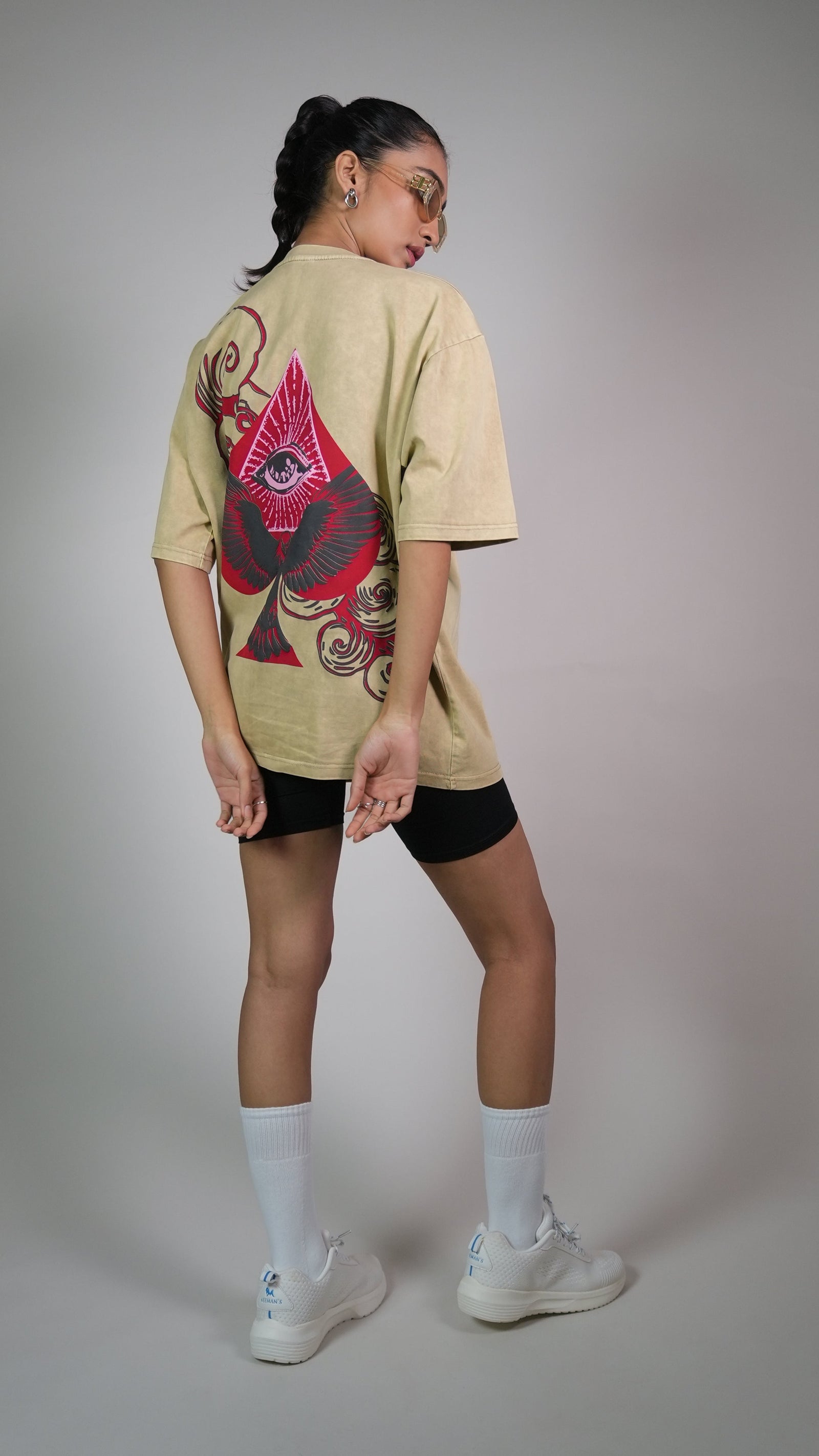 SPADE OF SECRETS BEIGE ACIDWASH WOMEN’S OVERSIZED T-SHIRT