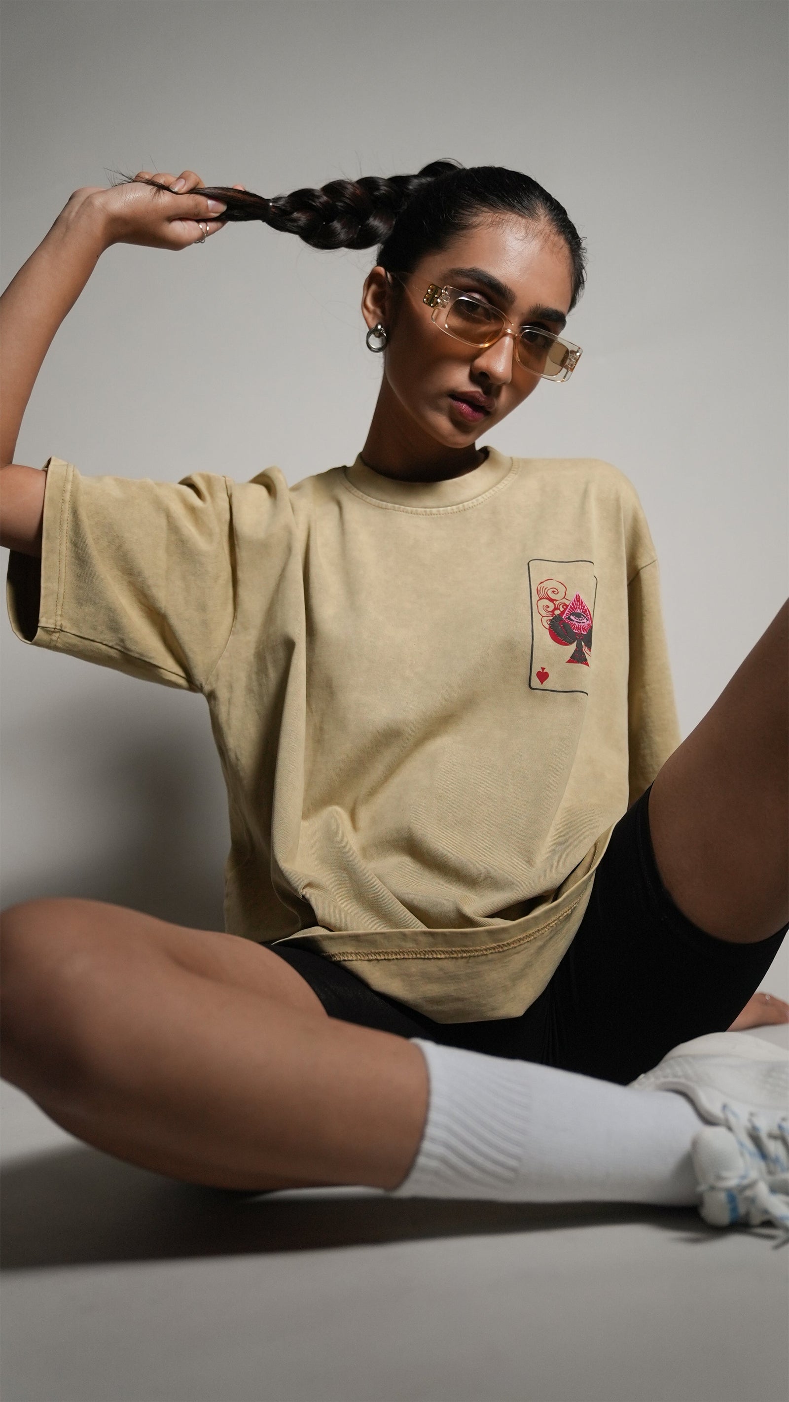 SPADE OF SECRETS BEIGE ACIDWASH WOMEN’S OVERSIZED T-SHIRT