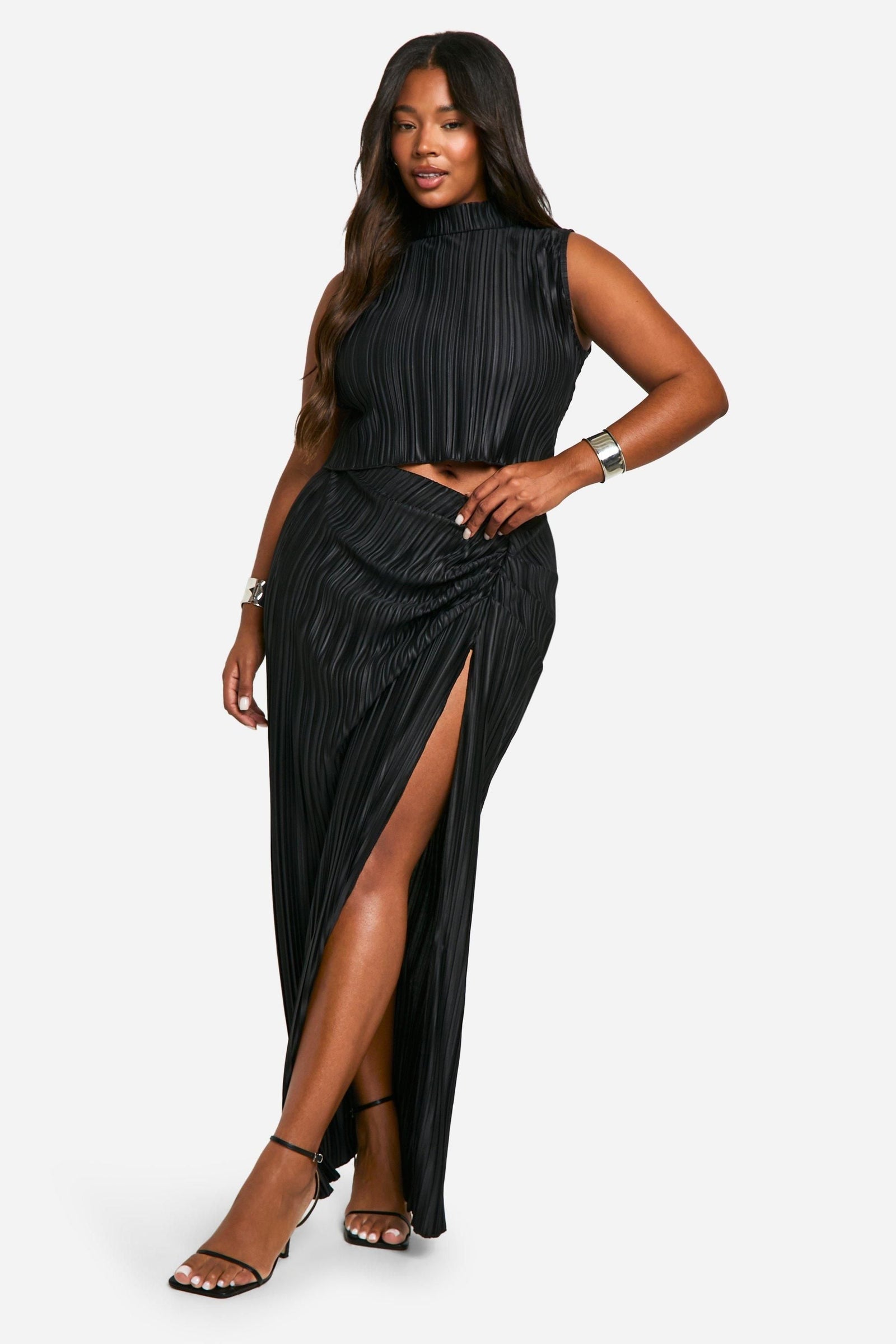 Plus Plisse Top & Ruched Maxi Skirt Co Ord