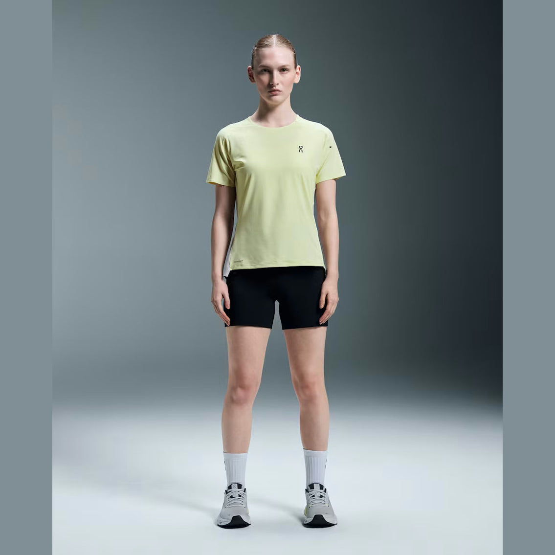 On Performance-T HAY | GLACIER (W)