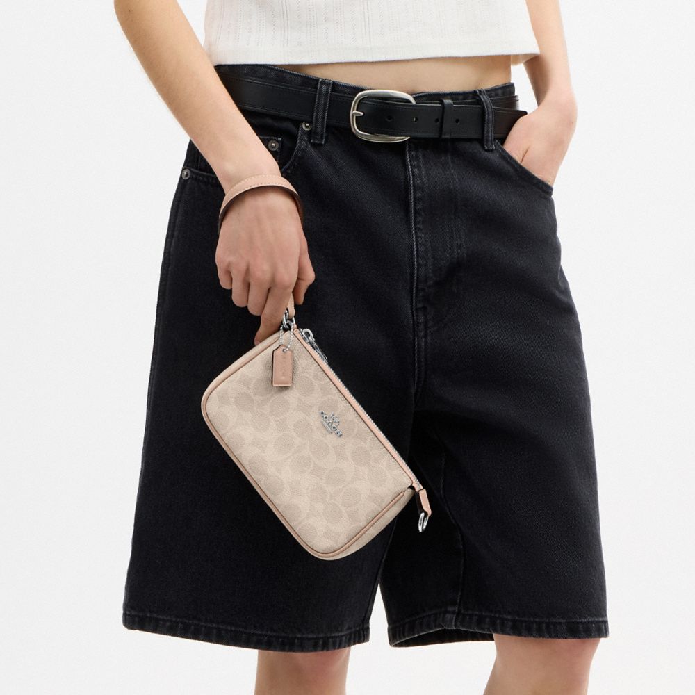 Nolita 19 In Signature Canvas