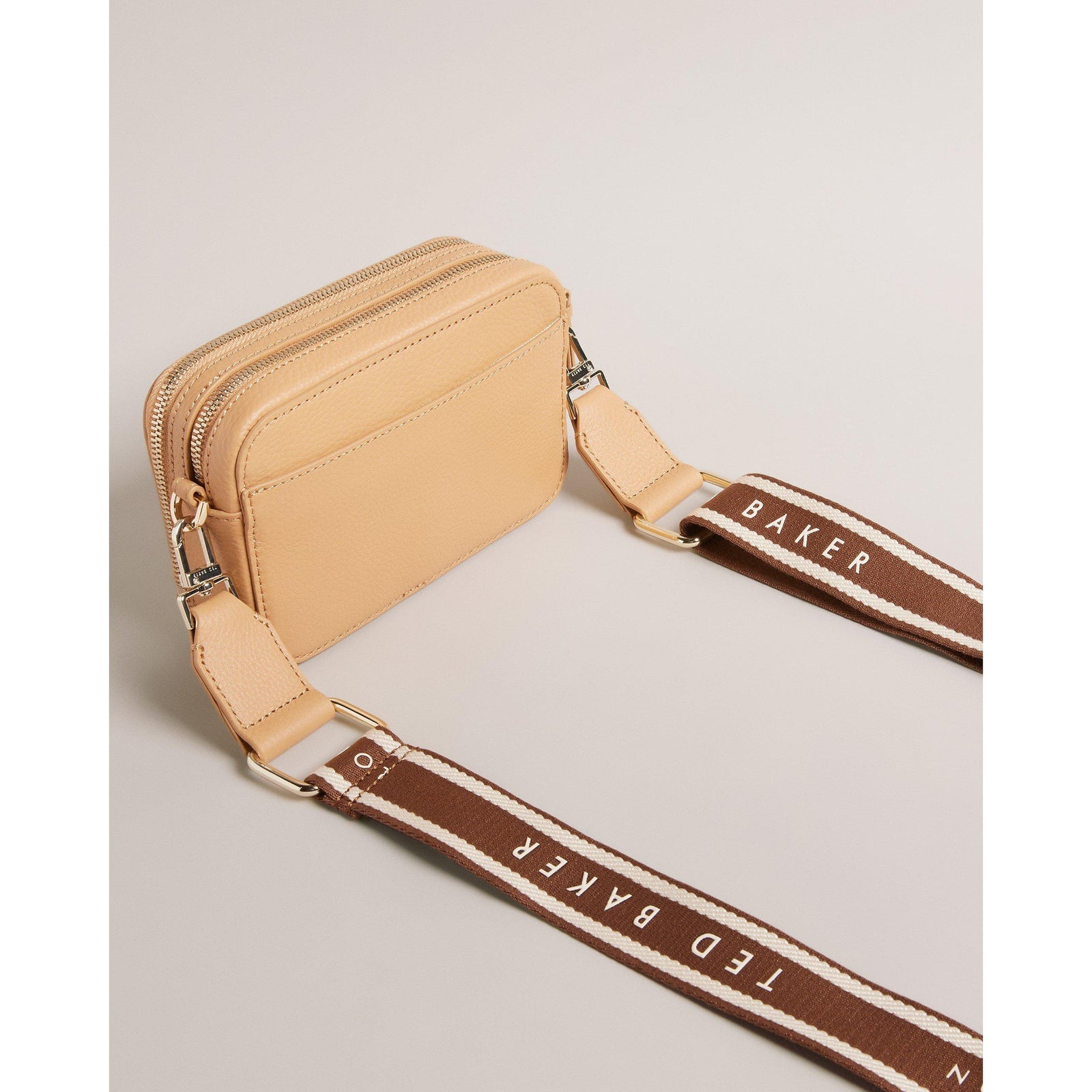 Stunna Mini Cross Body Bag