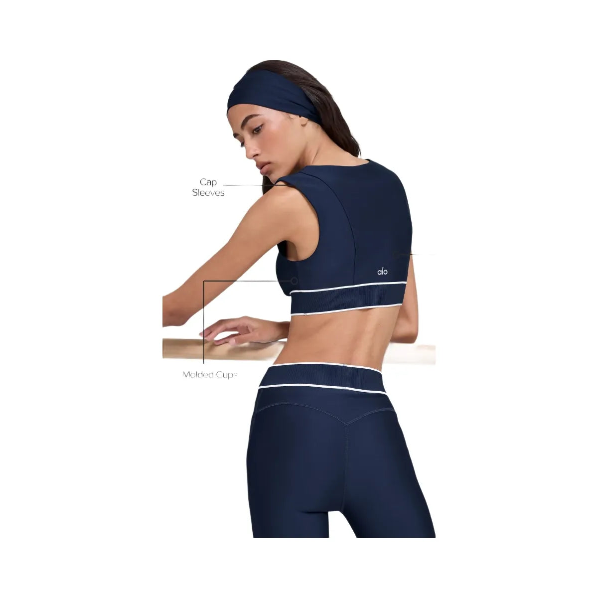Alo Women's Airlift Alignment Bra - Navy/White