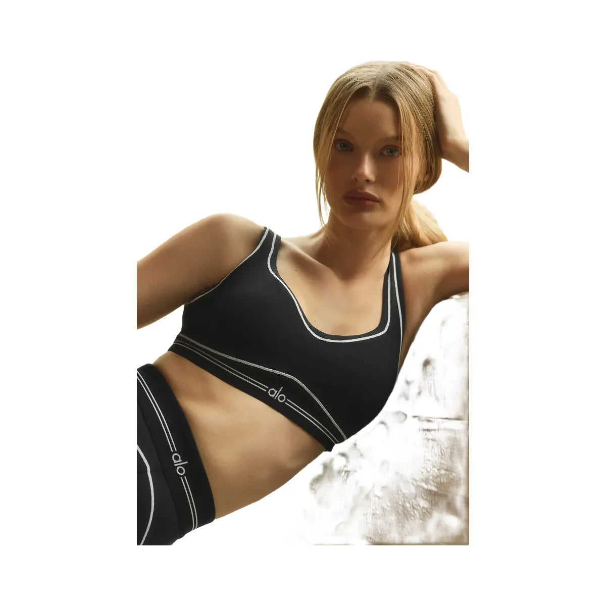 Alo Women's Airbrush Heart Throb Bra - Black/White