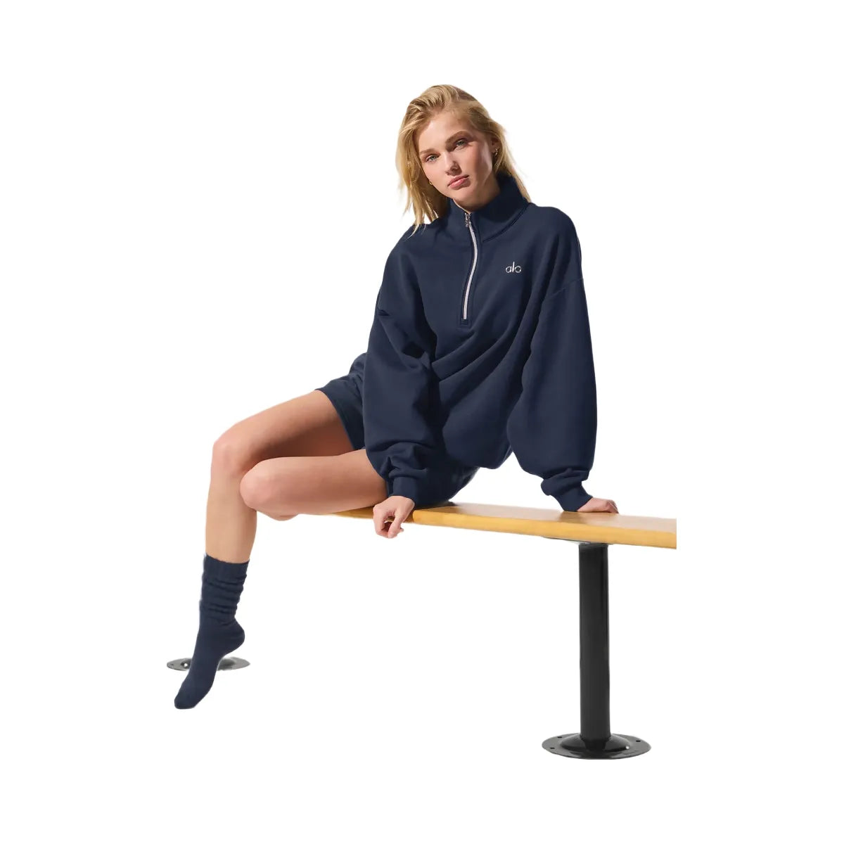 Alo Women's Accolade 1/4 Zip Pullover - Navy