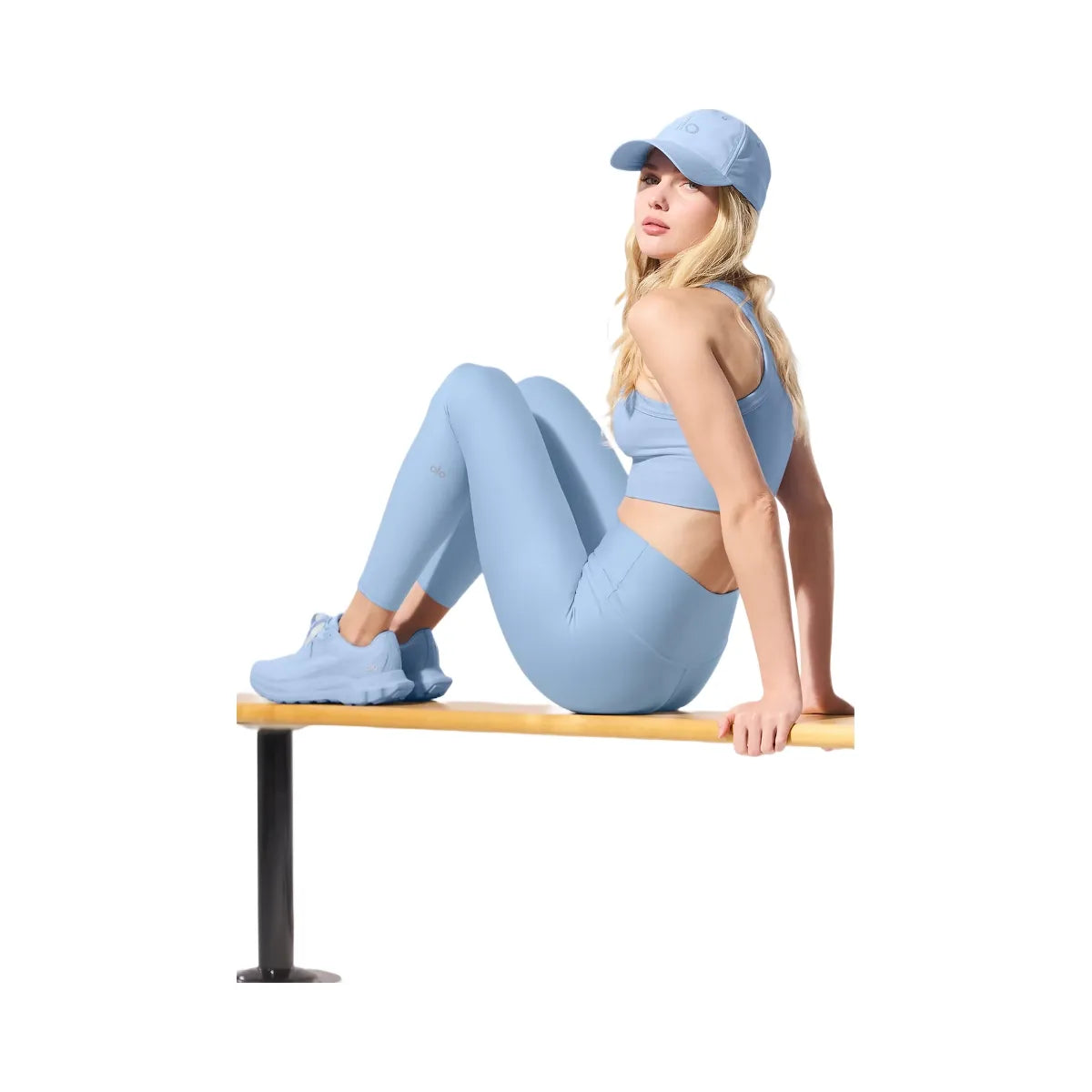 Alo Women's 7/8 High-Waist Airlift Legging - Seashell Blue