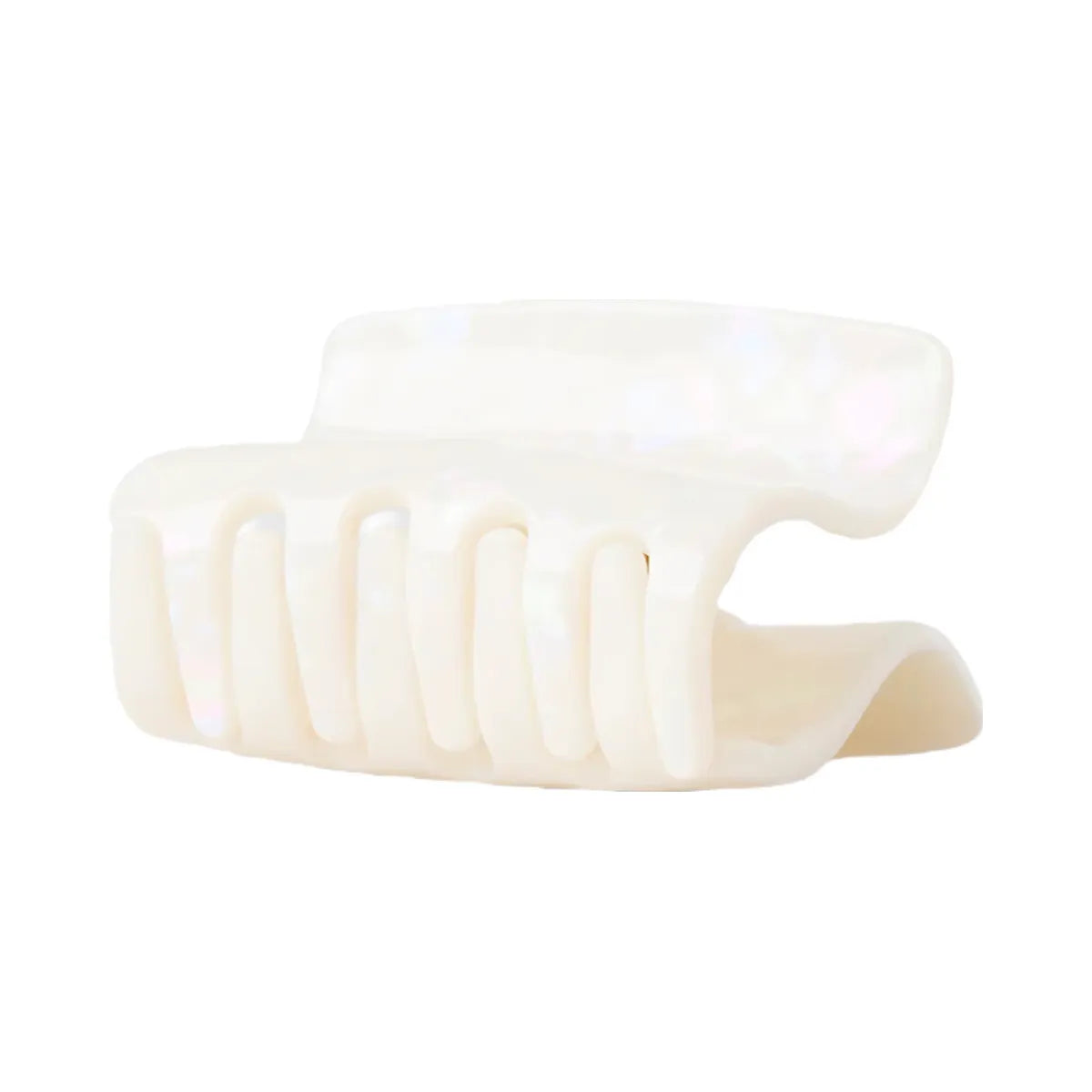 Alo Effortless Claw Clip - White Pearl