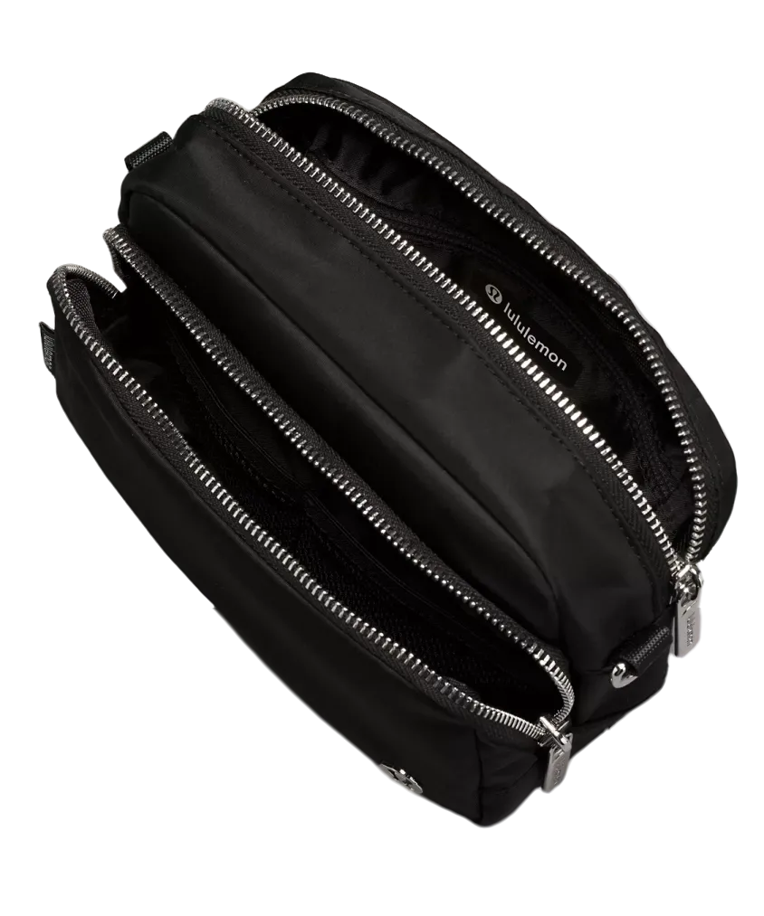 Lululemon Everywhere Crossbody Bag 2L Metal Hardwar Black