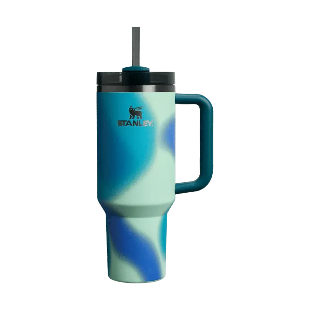 Stanley Quencher H2.0 FlowState Tumbler Coastal Teal Motion