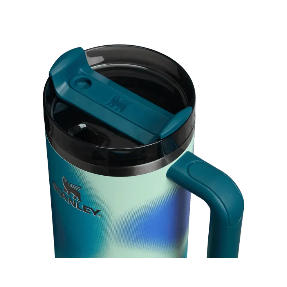Stanley Quencher H2.0 FlowState Tumbler Coastal Teal Motion