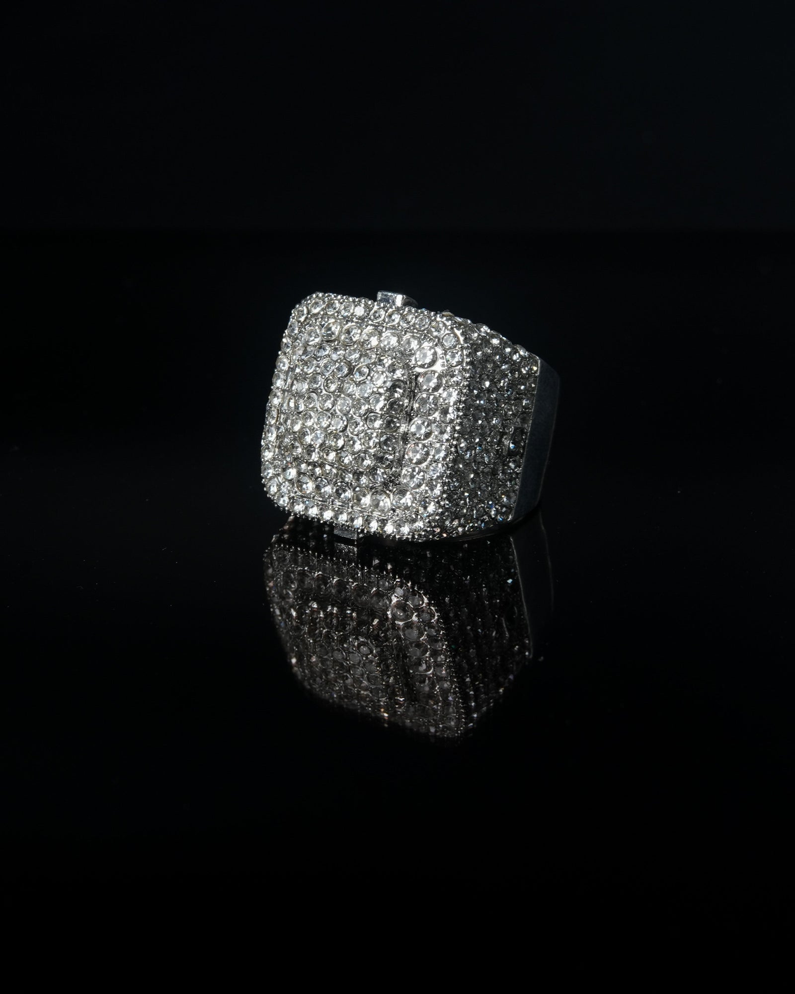 Manaca Void Matrix Ring
