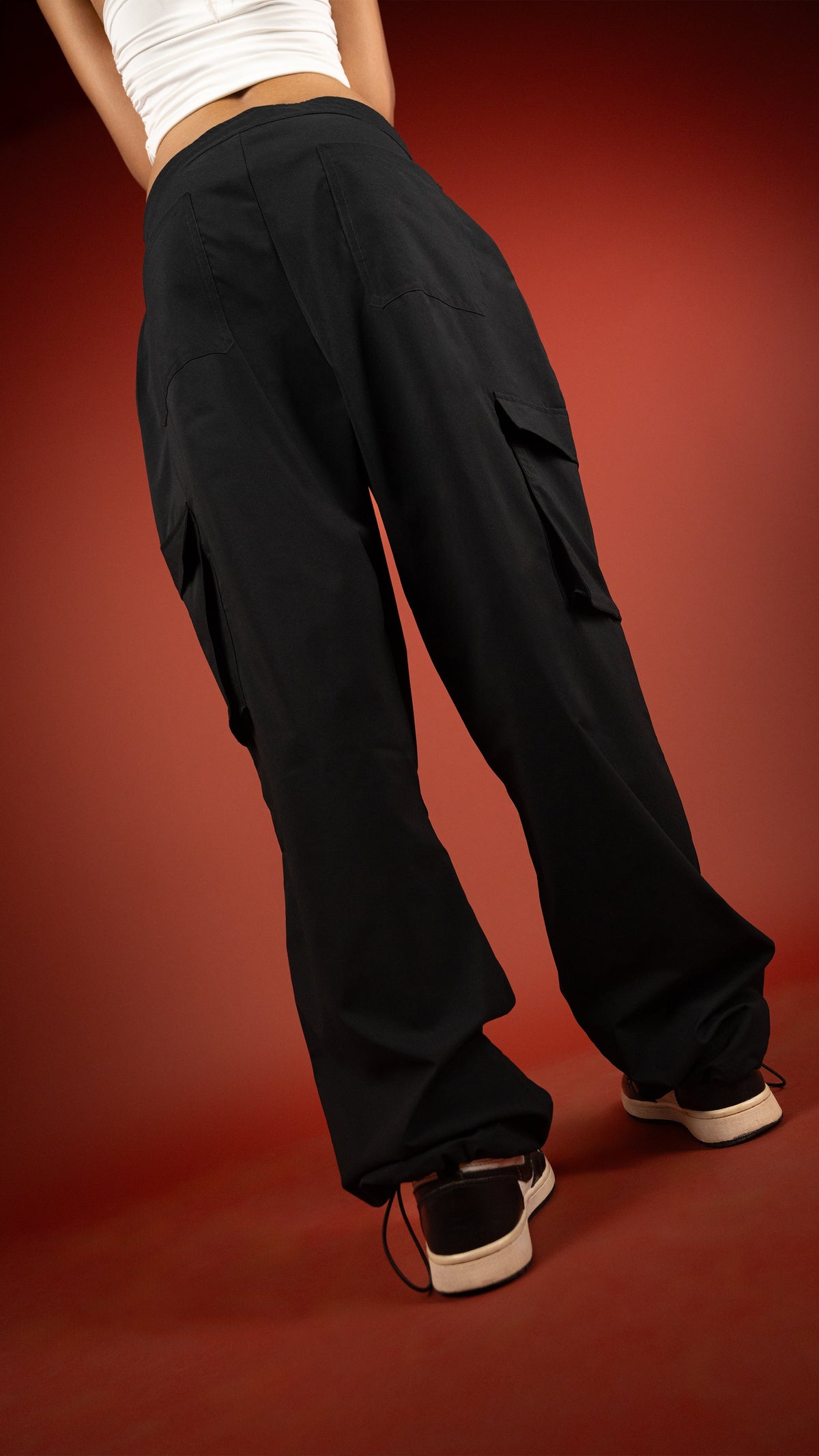 BLACK PARACHUTE WOMEN'S PANT
