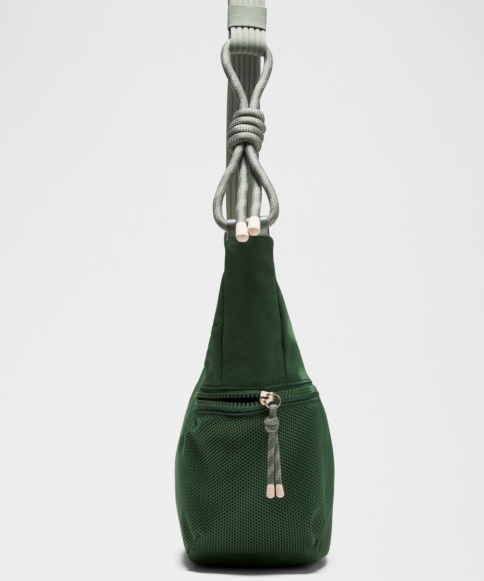 Lululemon Slouchy Sling Bag 6L *Paracord