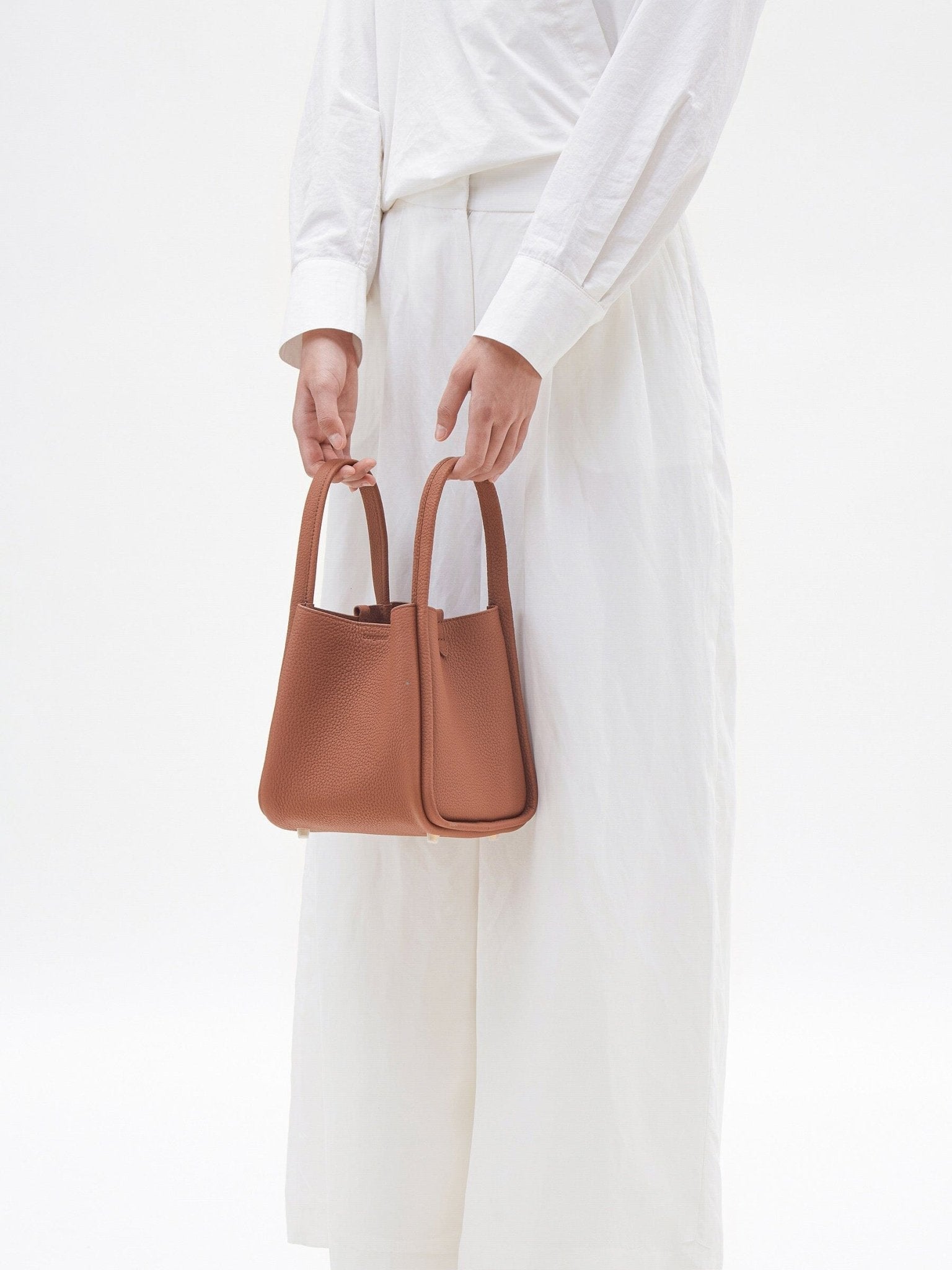 Songmont Medium Song Bag Golden Brown