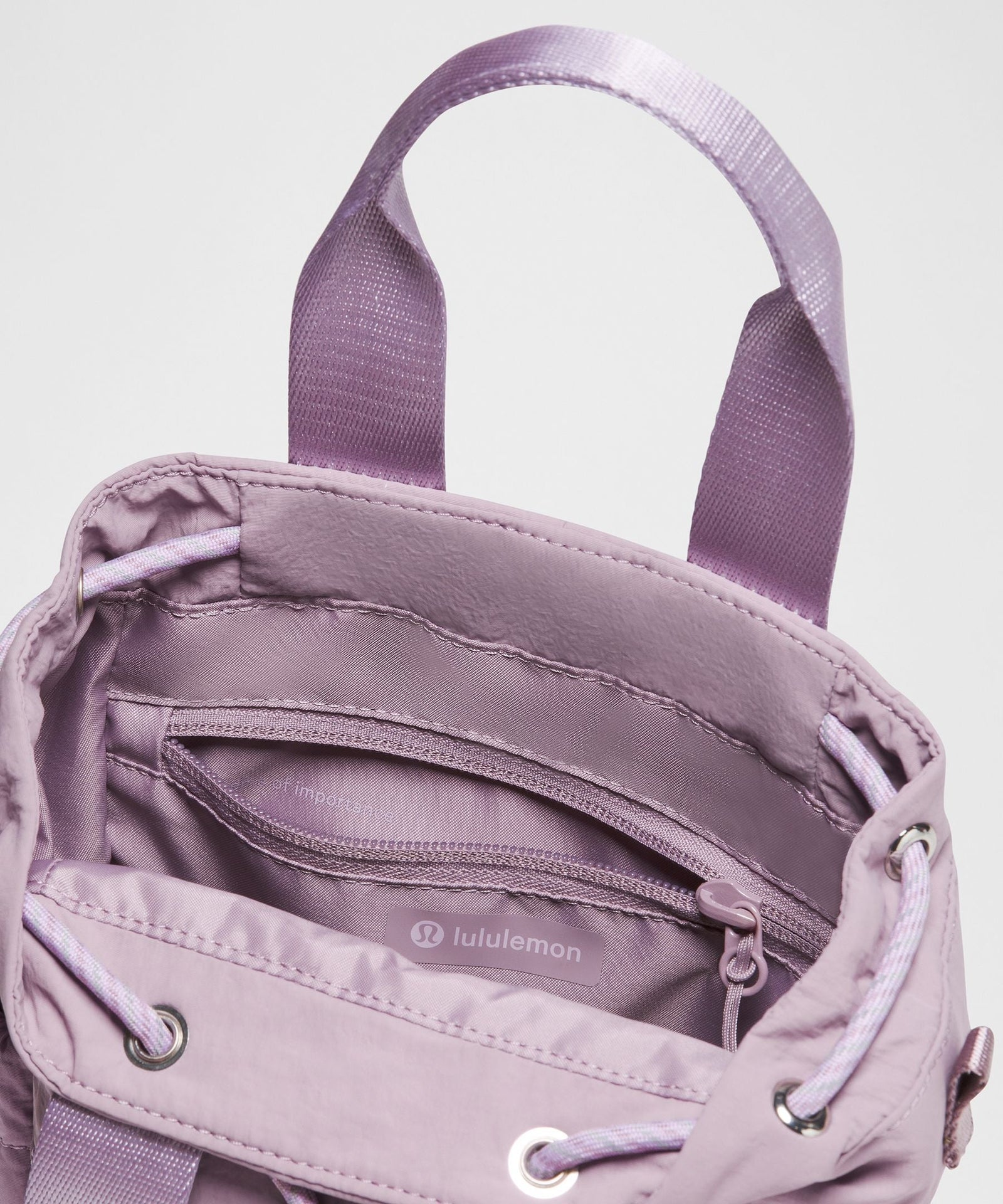 Lululemon Convertible Drawstring Bucket Bag Mini 5L