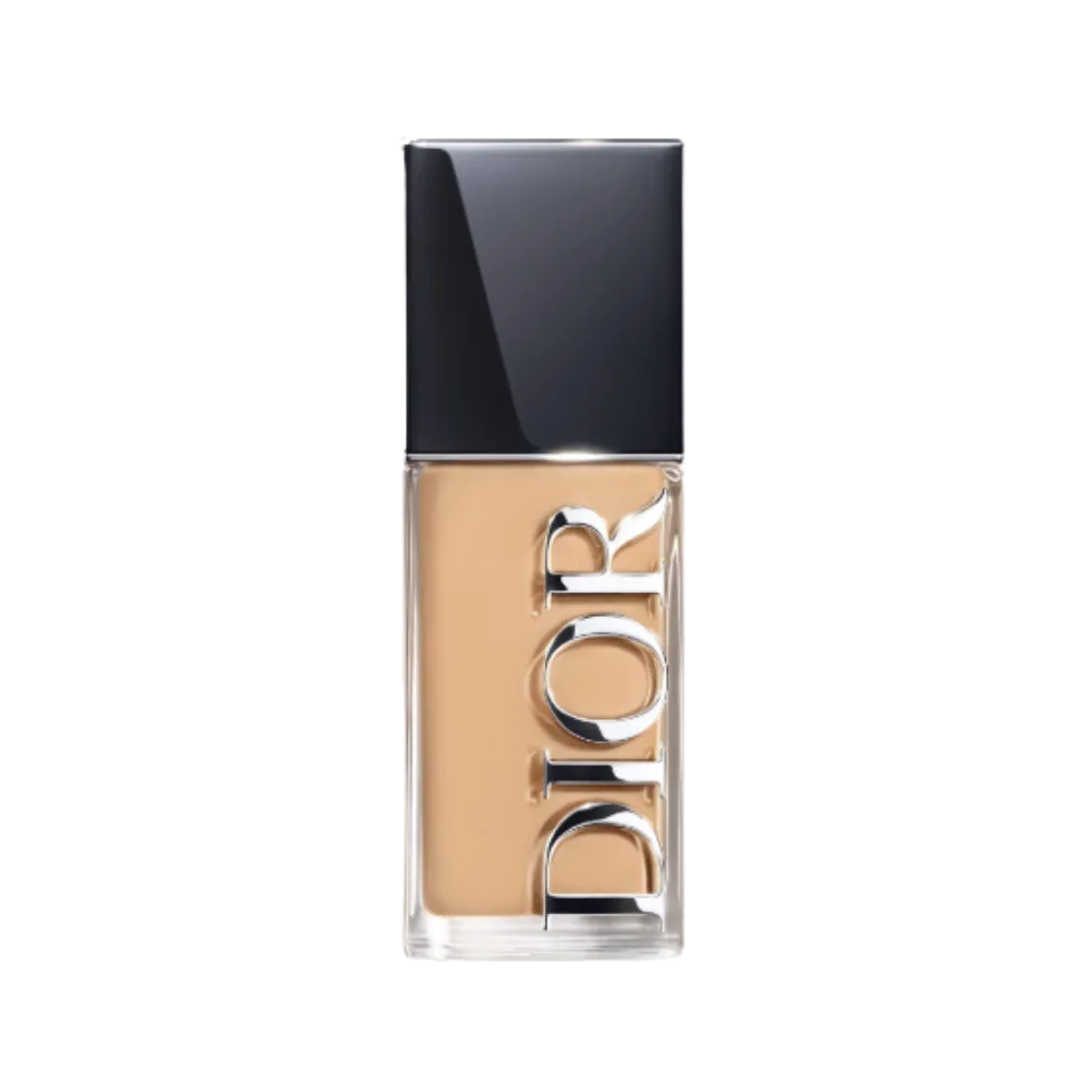 Dior Forever Skin Glow 3 Warm Olive