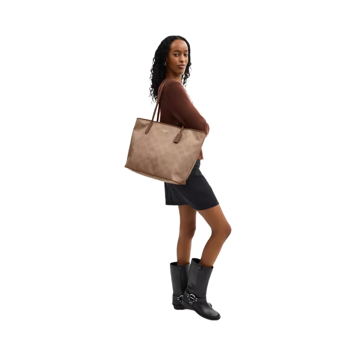 Coach Large City Tote Bag In Maxi Signature Canvas in Gold Tan Brown