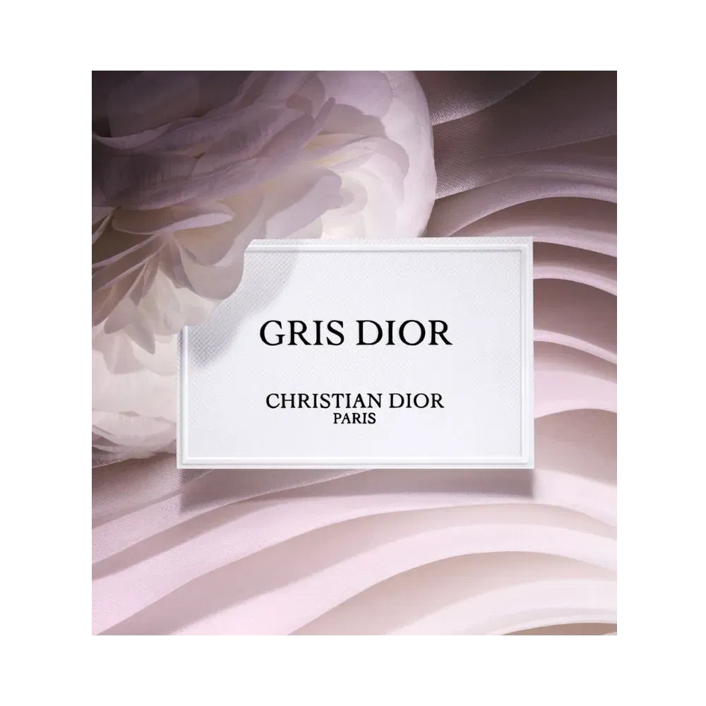 Gris Dior Eau De Parfum - Woody Floral Notes