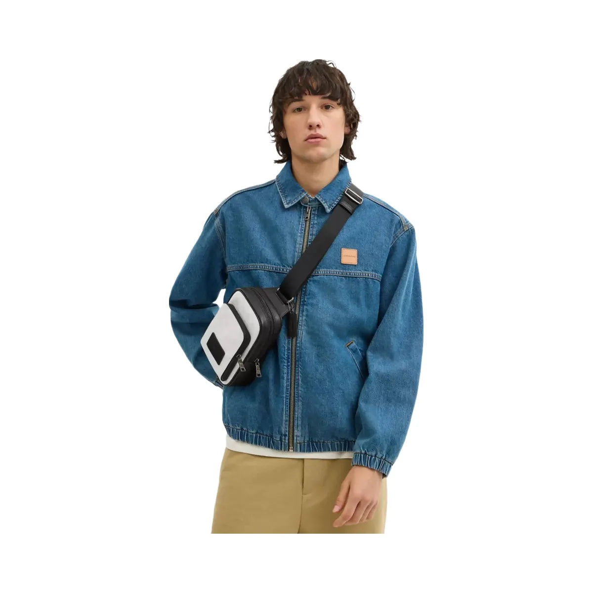 Coach Racer Sling Pack In Signature Canvas in Gunmetal Chalk Black