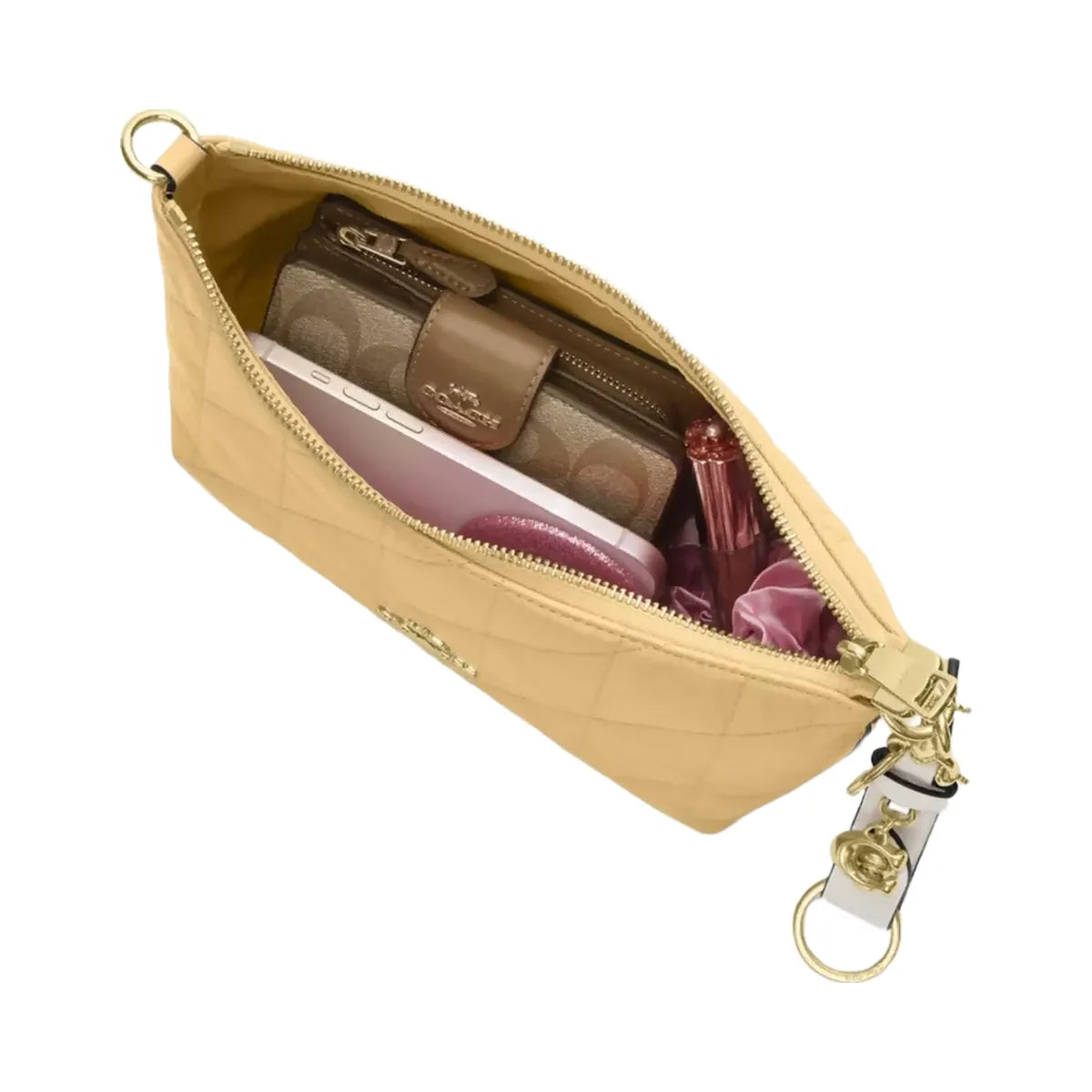 Coach Caitlin Shoulder Bag With Quilting in Gold Soft Yellow