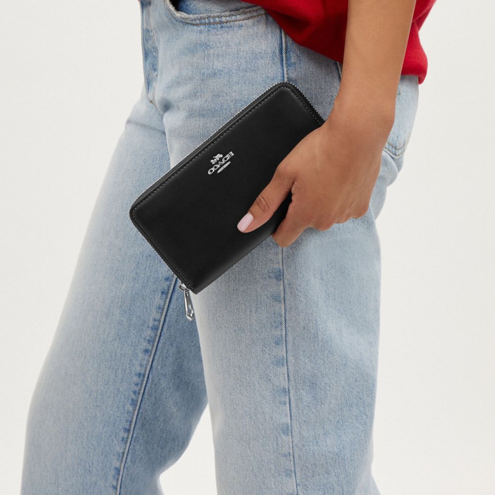 Coach Long Zip Around Wallet Silver Black