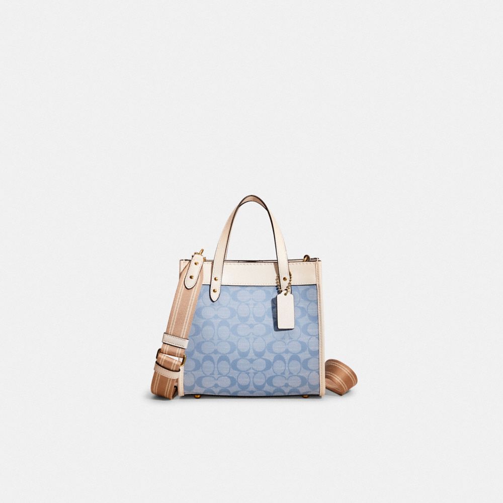 Restored Field Tote 22 In Signature Chambray