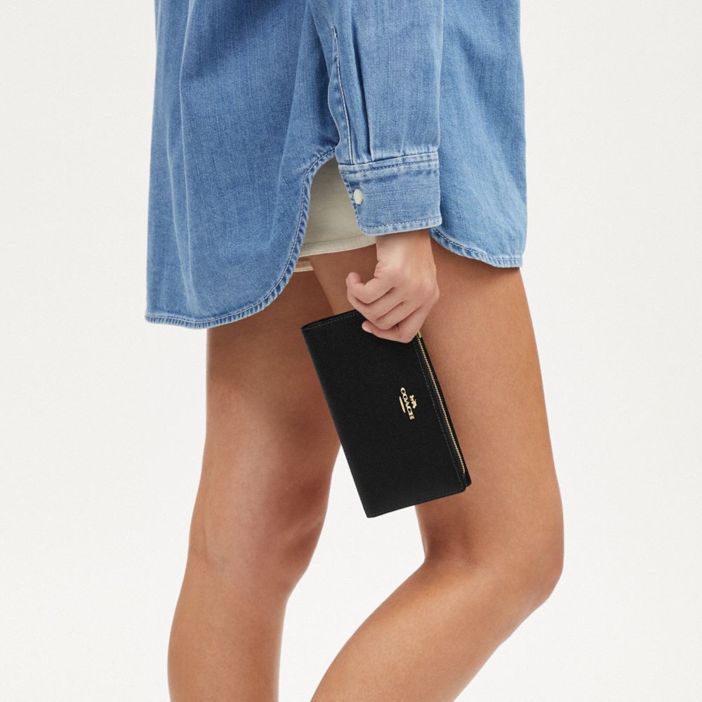 Coach Slim Zip Wallet Gold Black