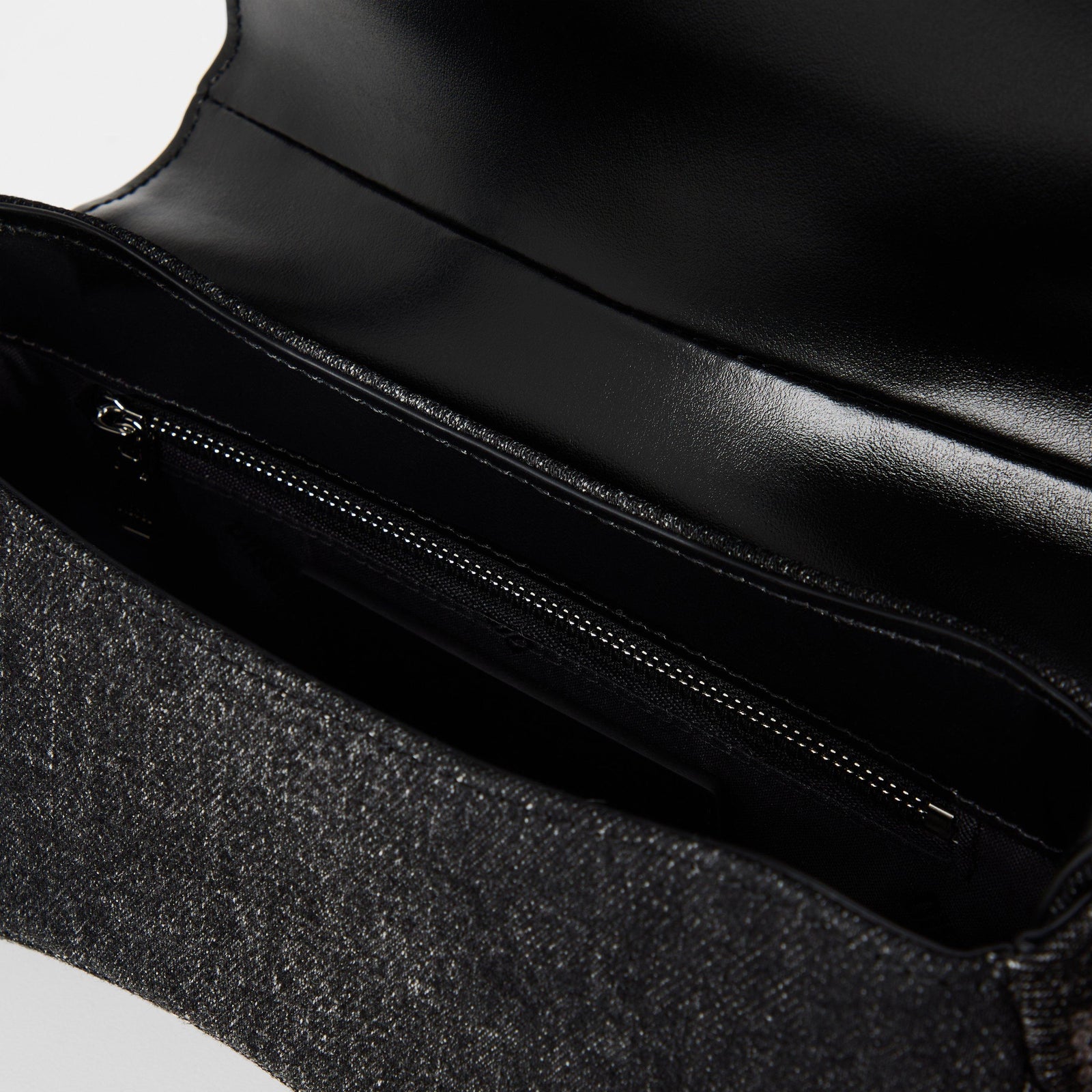 Play Shoulder Bag