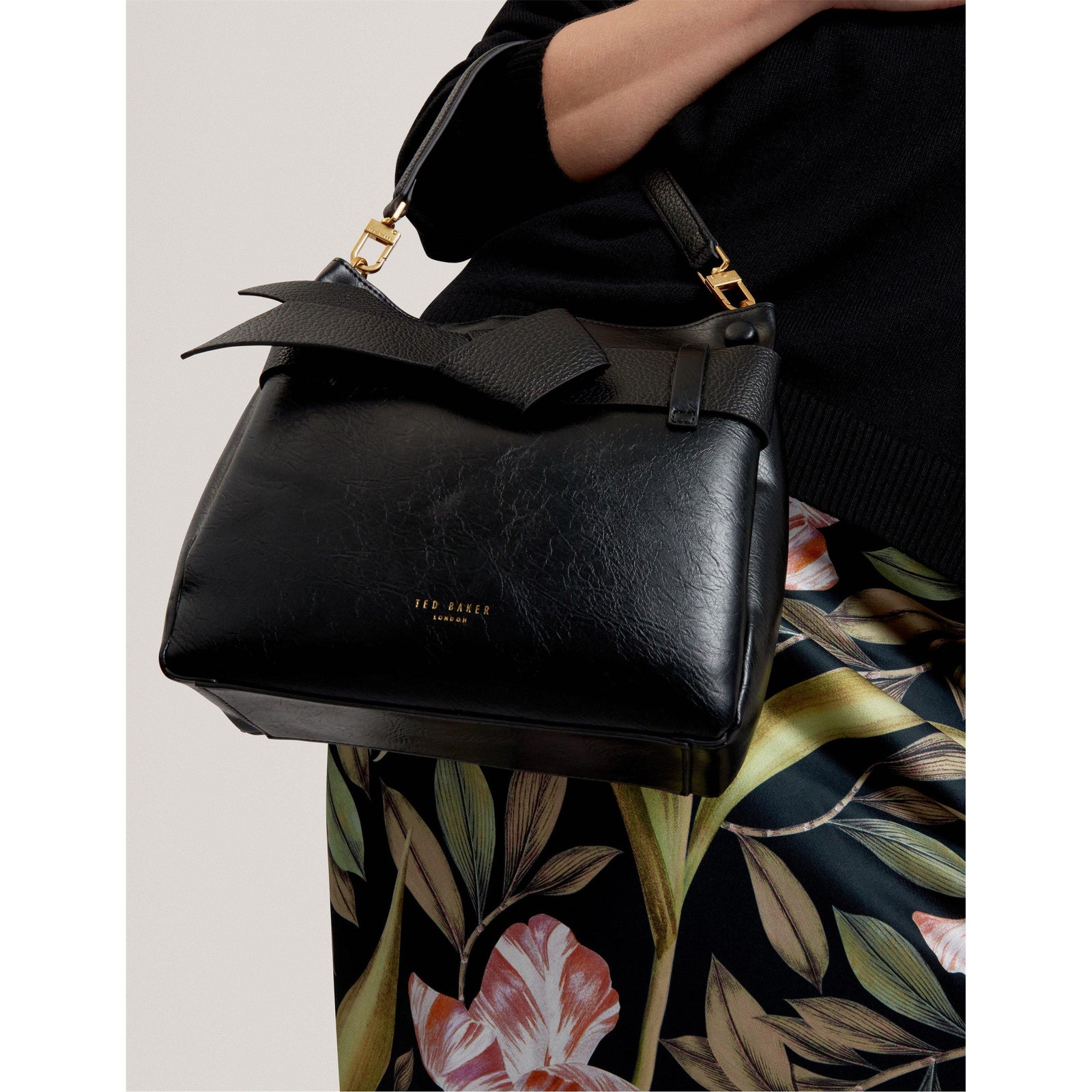 Bow Shoulder Bag