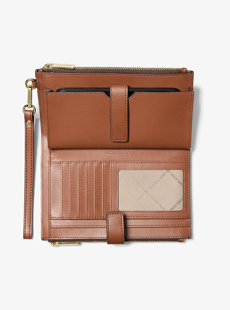 Michael Kors Jet Set Travel Signature Logo Smartphone Wallet Brown