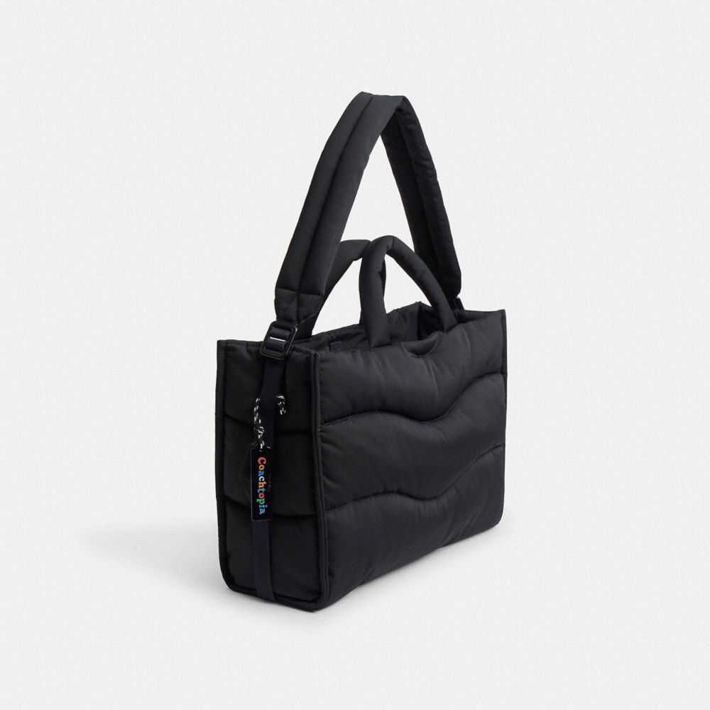 Coach Coachtopia Loop Tote With Wavy Quilting Black 2