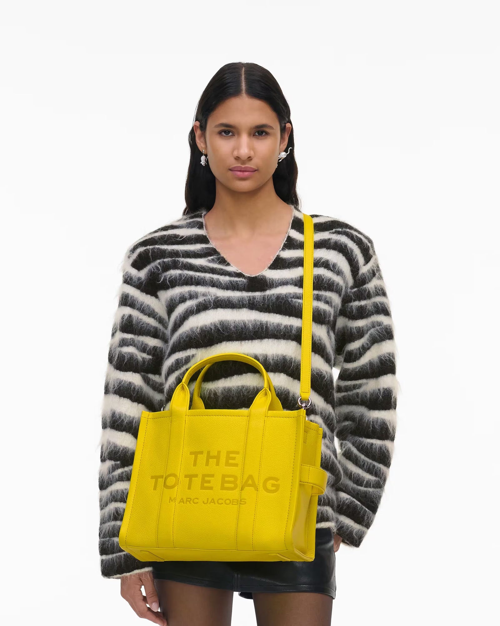 Marc Jacobs The Leather Medium Tote Bag Daisy Yellow