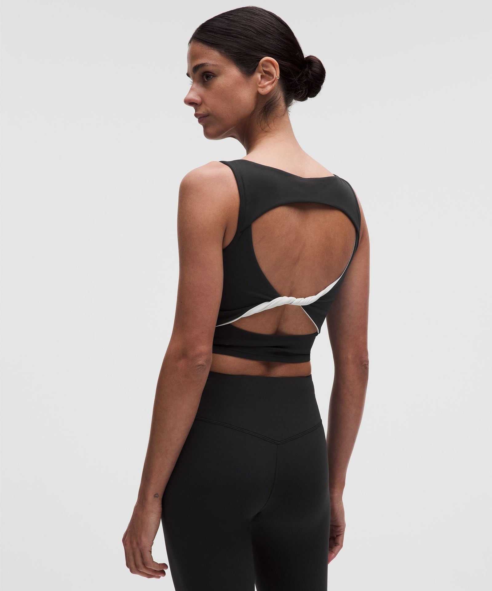 Lululemon Women's Nulu Twist-Back Tank Top
