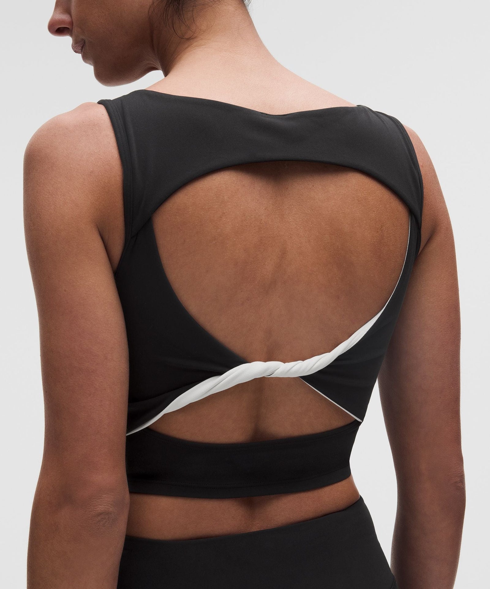 Lululemon Women's Nulu Twist-Back Tank Top