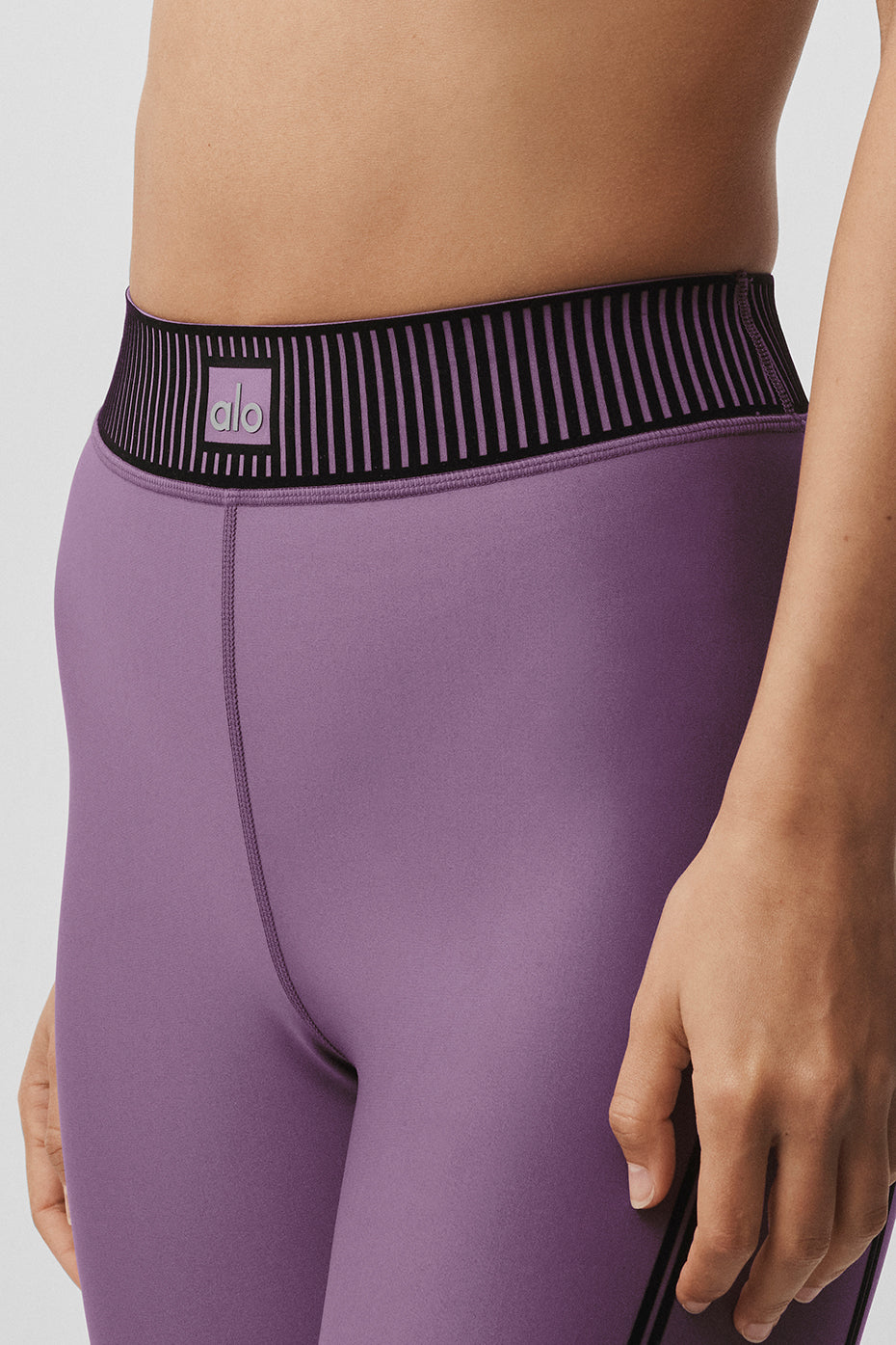 Airlift High-Waist 7/8 Line Up Legging