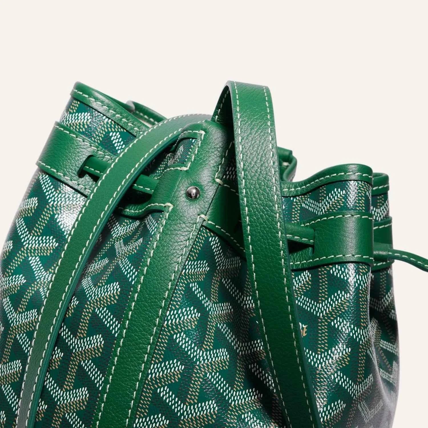 Petit Flot Bucket Bag PM