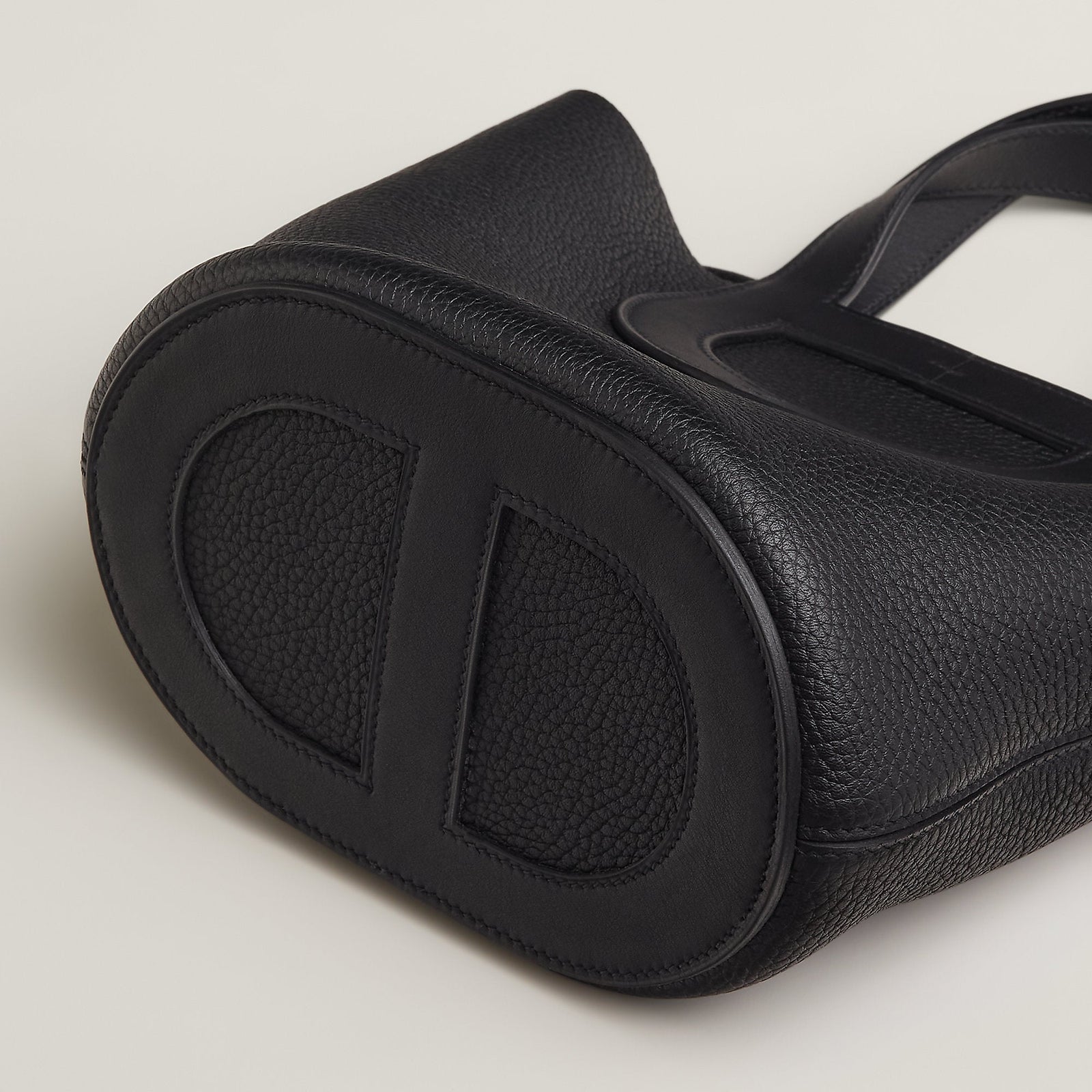 Hermes Herms In The Loop 18 Bag Noir