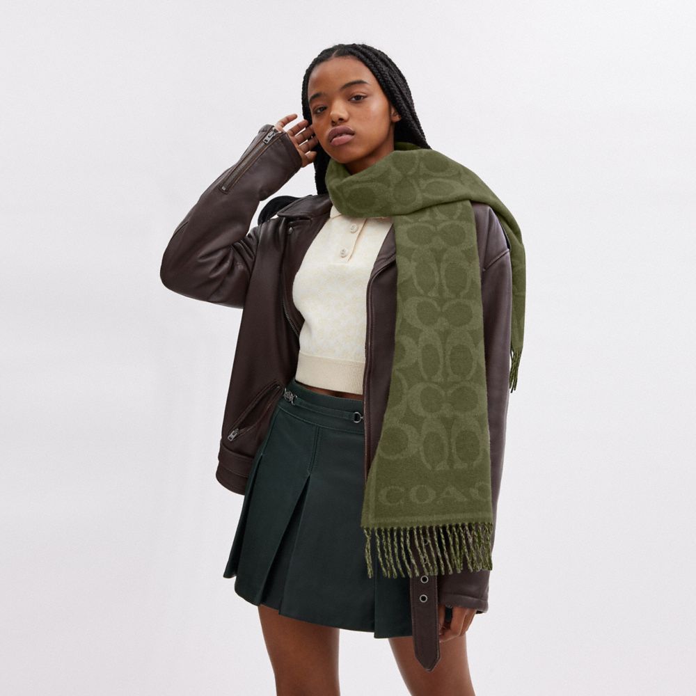 Coach Reversible Signature Cashmere Muffler Olive