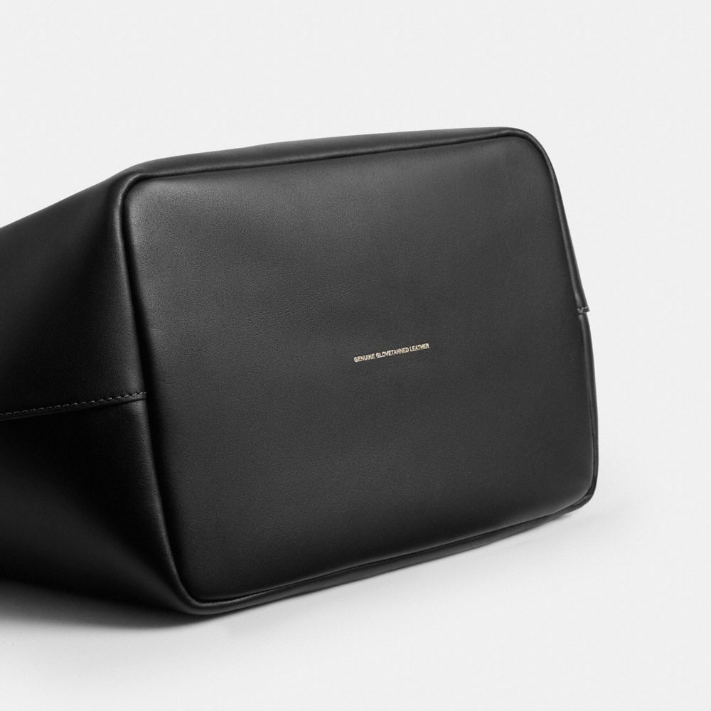 Coach Kisslock Frame Bag 27 Brass Black