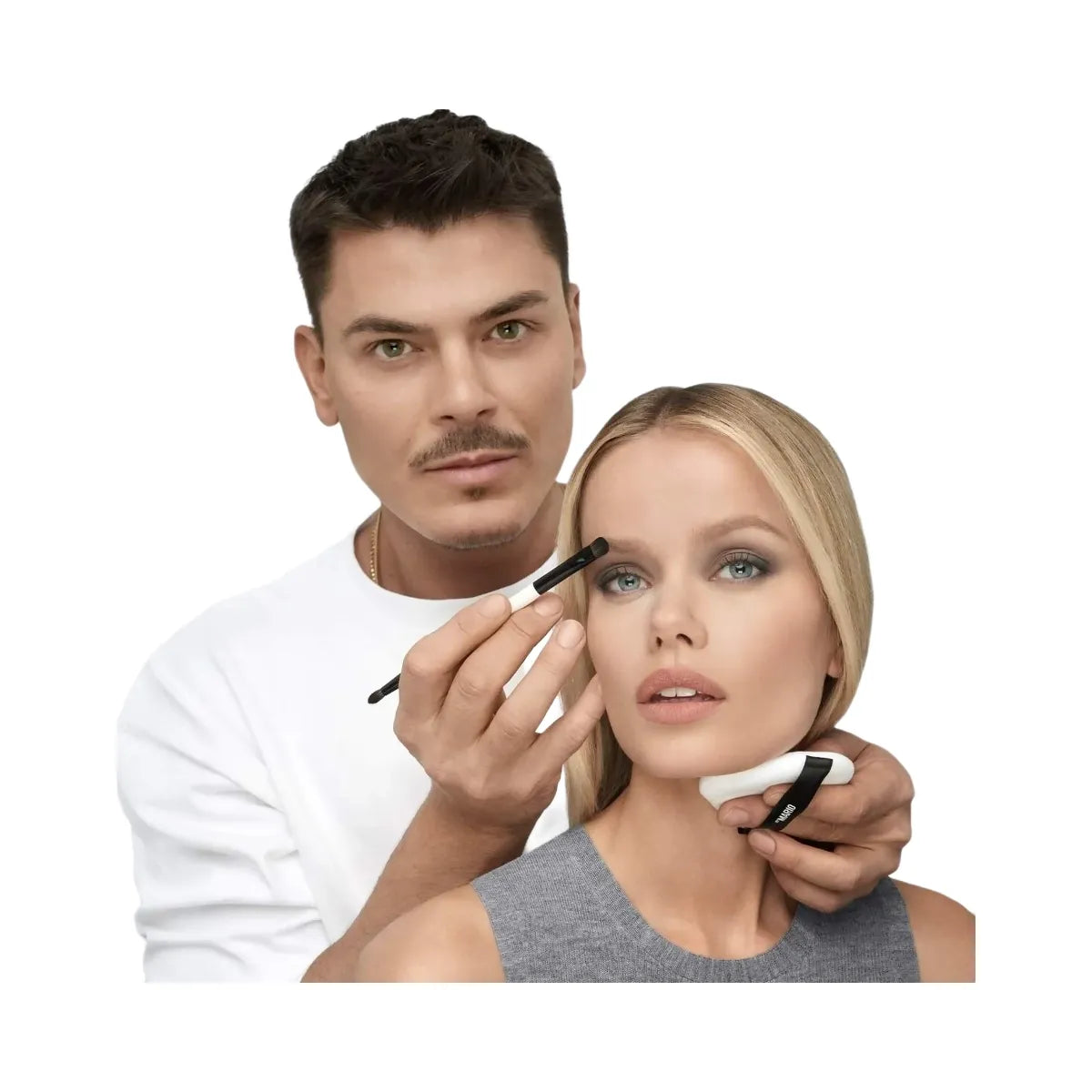 MAKEUP BY MARIO E6 Dual-Ended Eyeshadow Brush