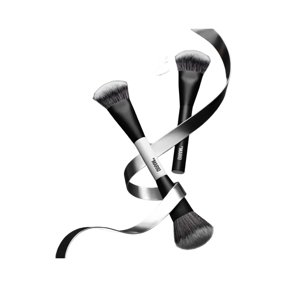 MAKEUP BY MARIO Mario's Essential Cosmetic Brush Set