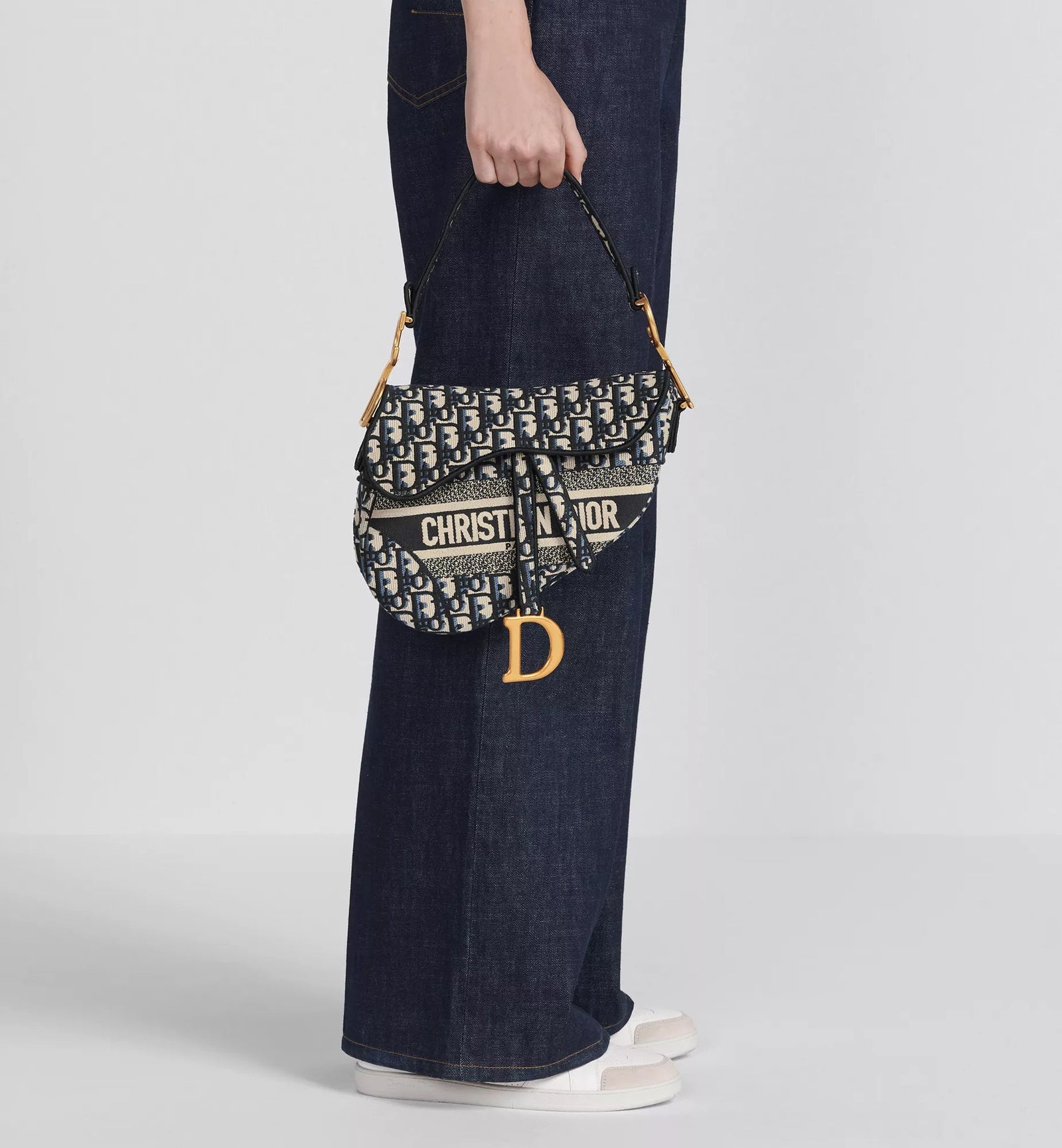 Saddle bag Blue Dior Oblique embroidery