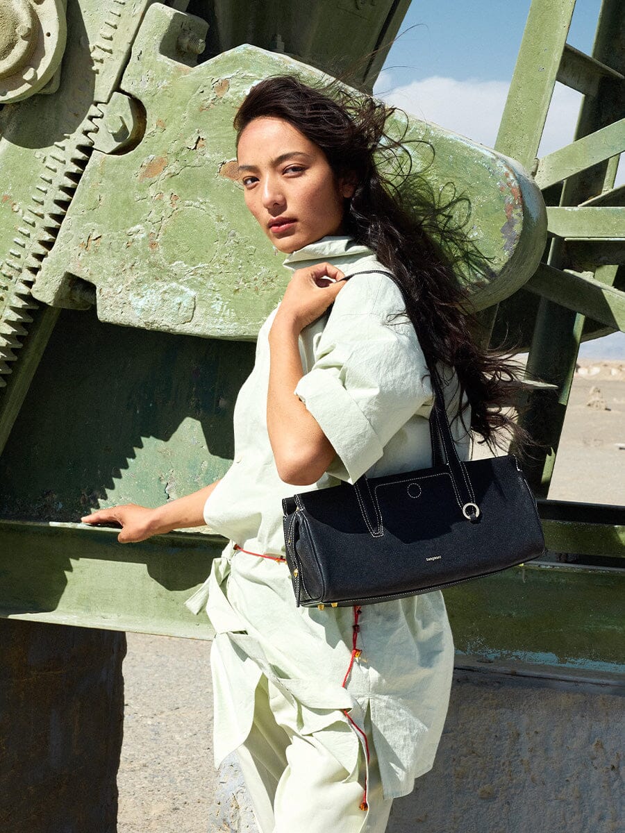 Songmont Yore Baguette Bag Onyx