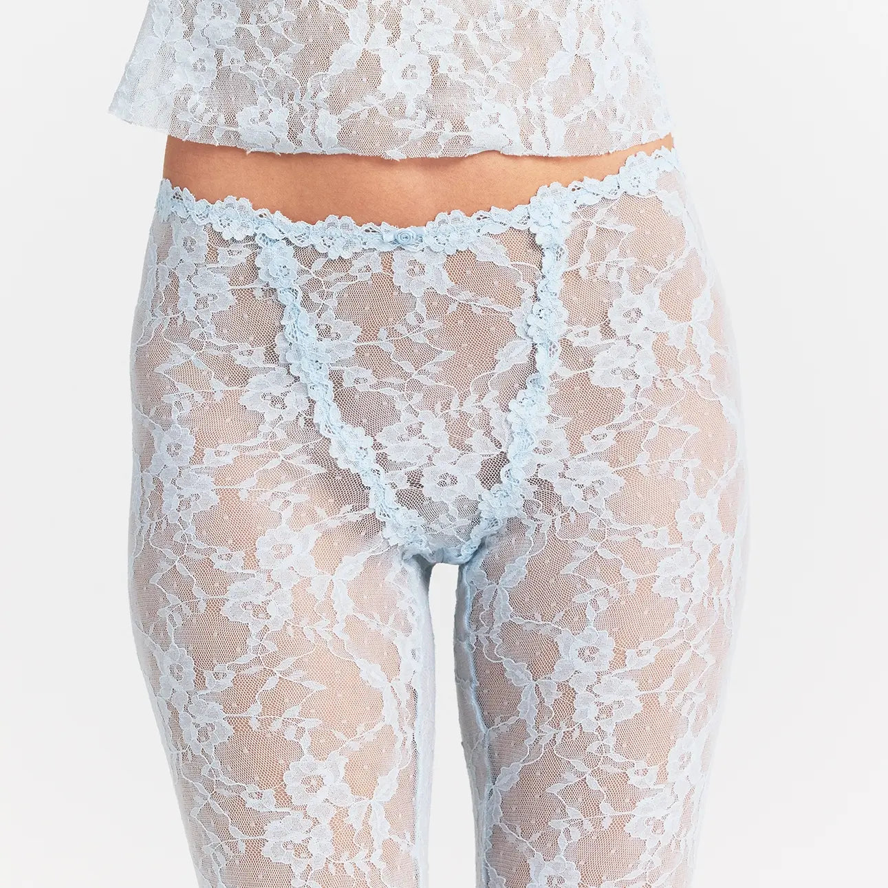 Stretch Lace Capri