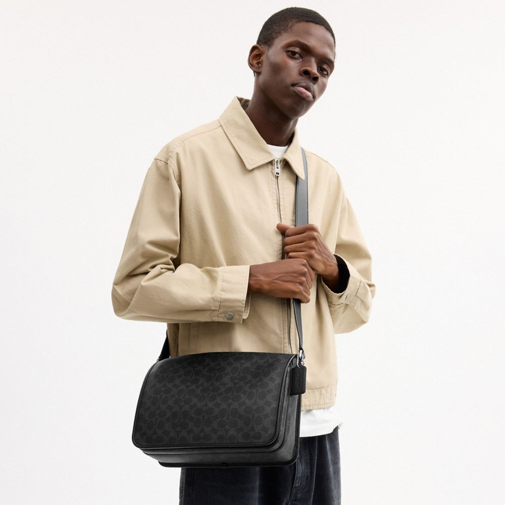 Coach Colby Messenger Bag 32 In Signature Canvas Silver Black Signature