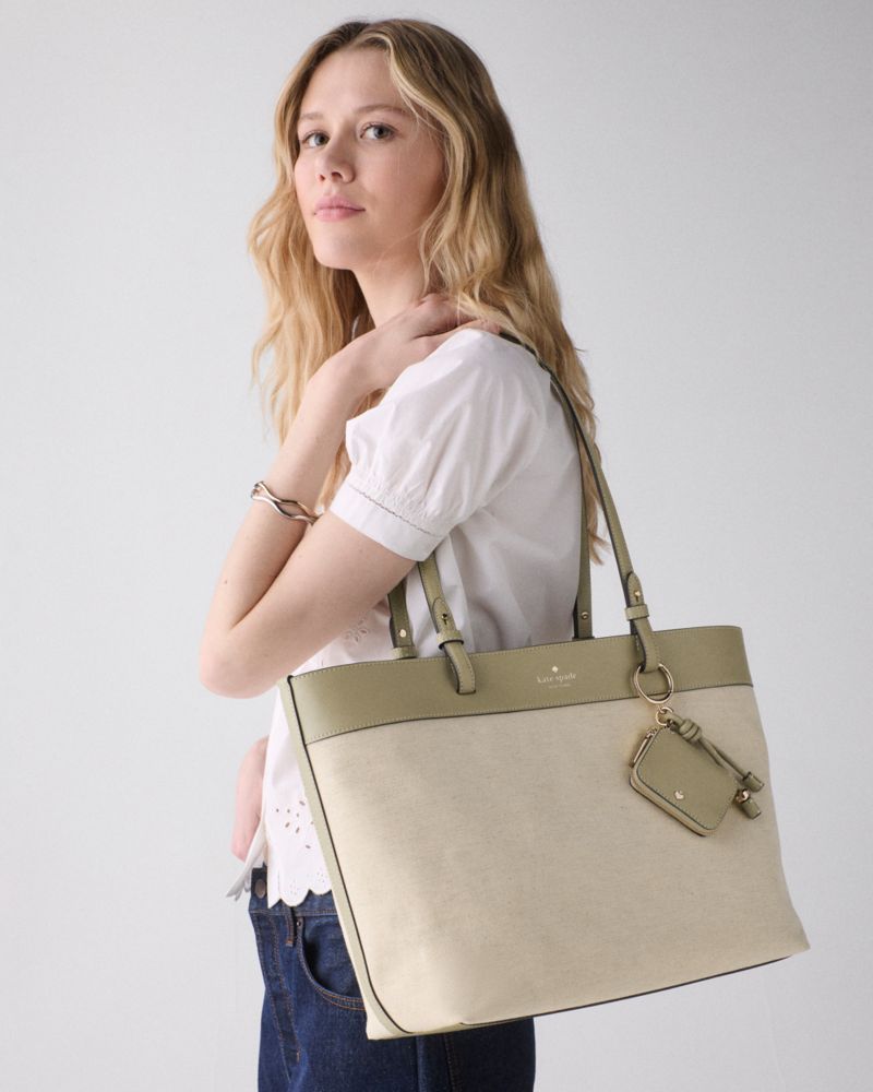 Tessa Tote Bag With Charm