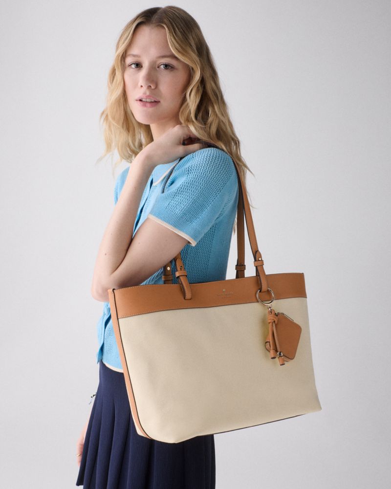 Tessa Tote Bag With Charm