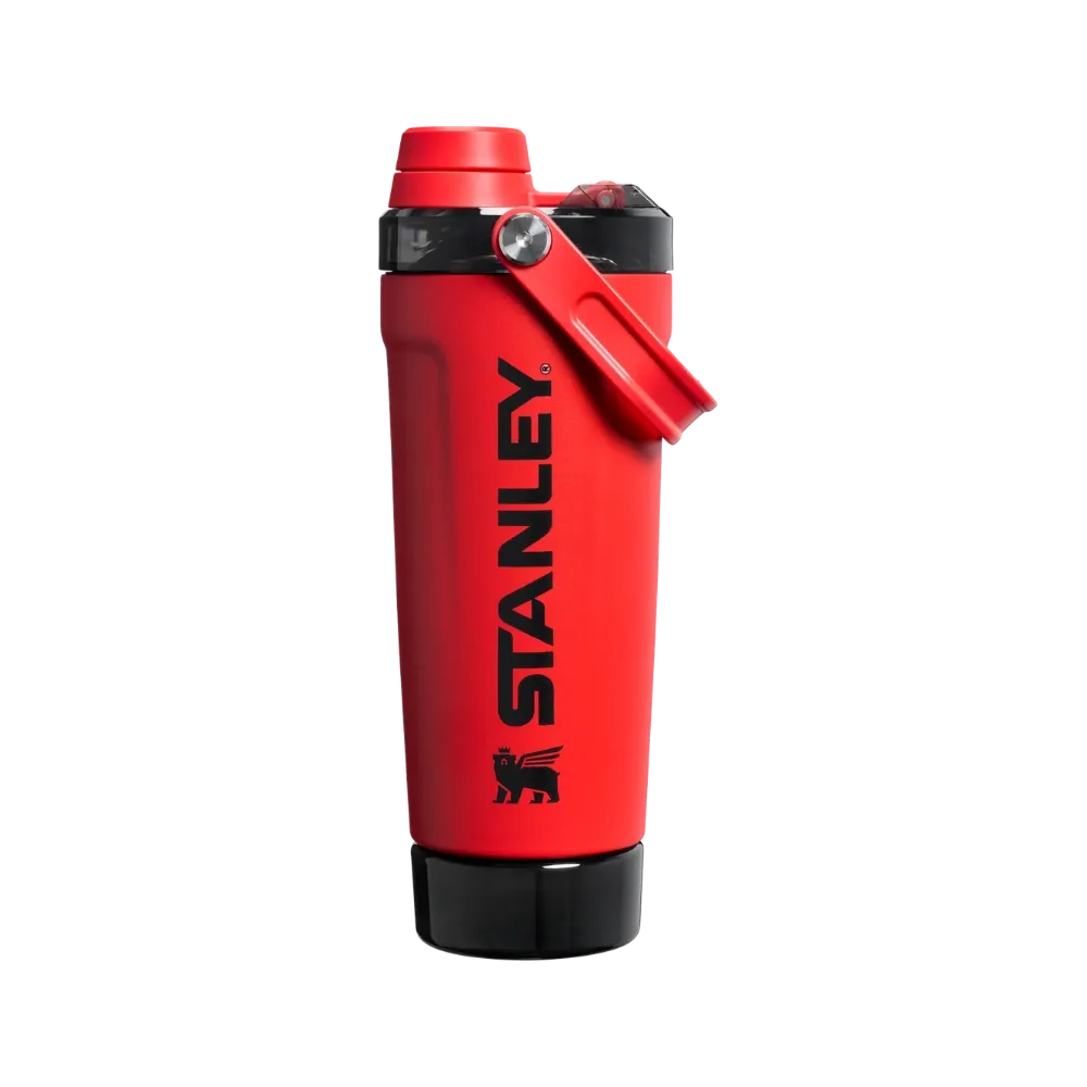 The Vitalize Shaker Bottle 20 OZ Chili Black