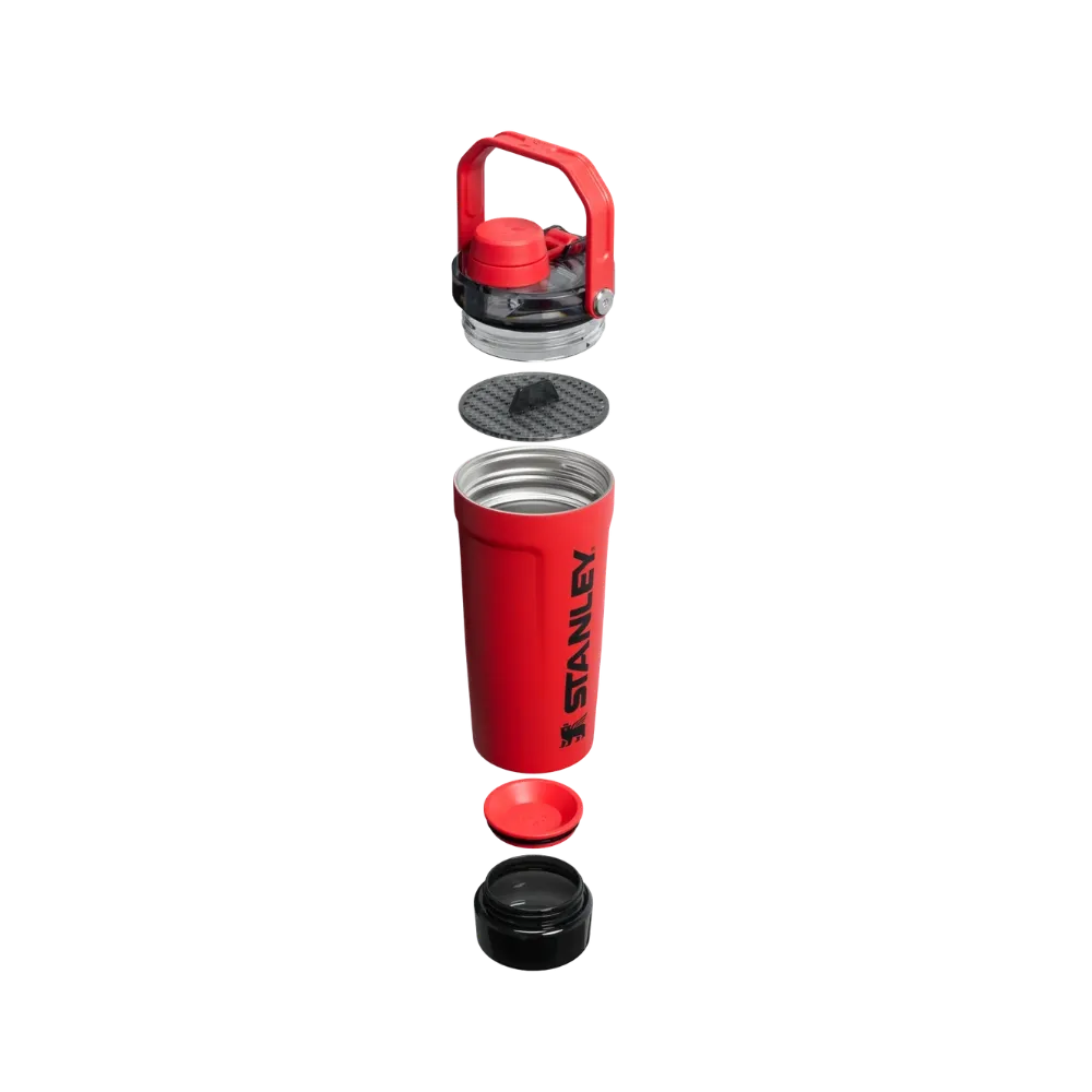 The Vitalize Shaker Bottle 20 OZ Chili Black