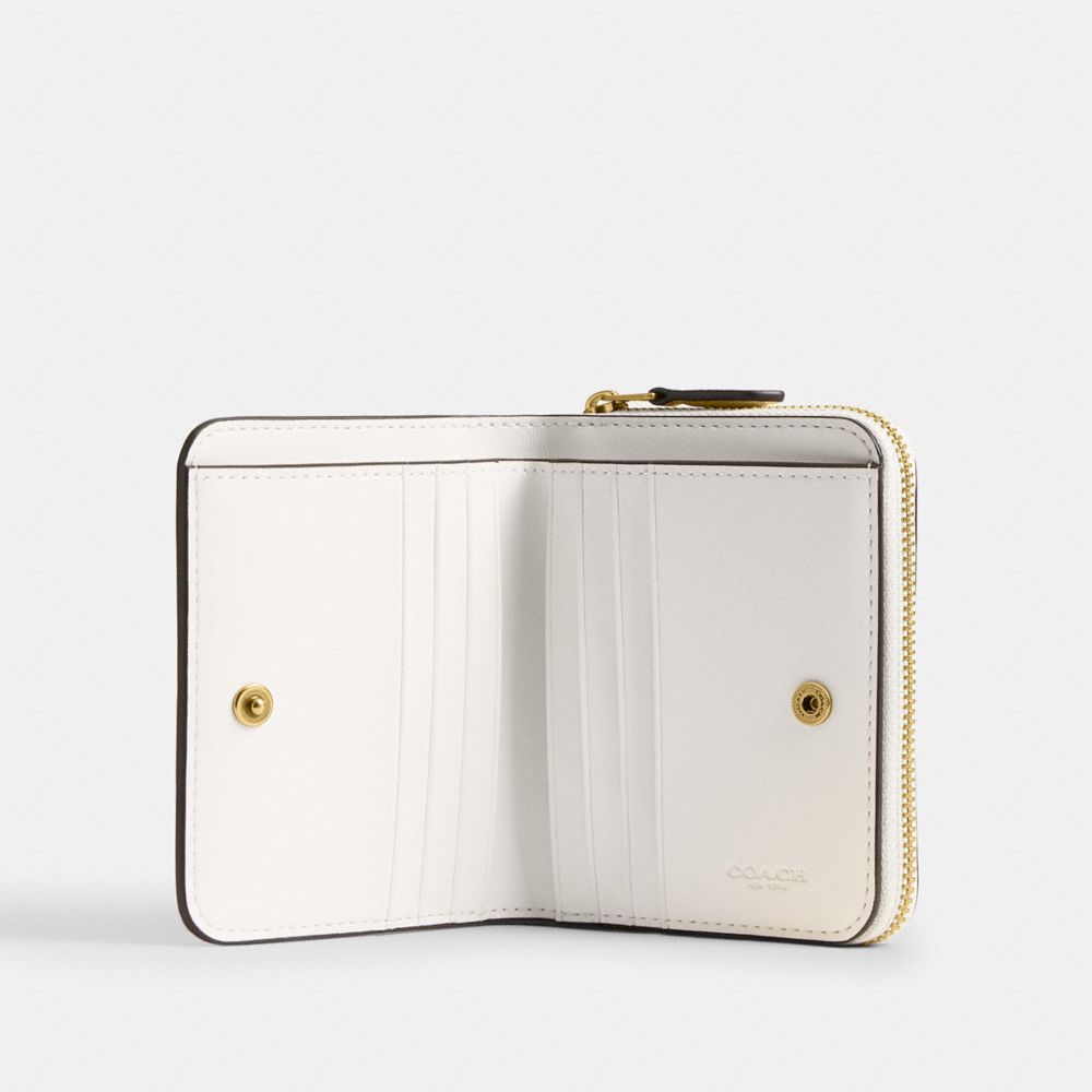 Coach Essential Billfold Wallet Brass Chalk